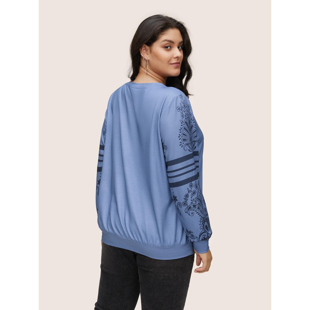 Plus Size Bandana Paisley Print Crew Neck Sweatshirt Women Cerulean Casual Printed Round Neck Dailywear Sweatshirts BloomChic 22-24/3X Product Image