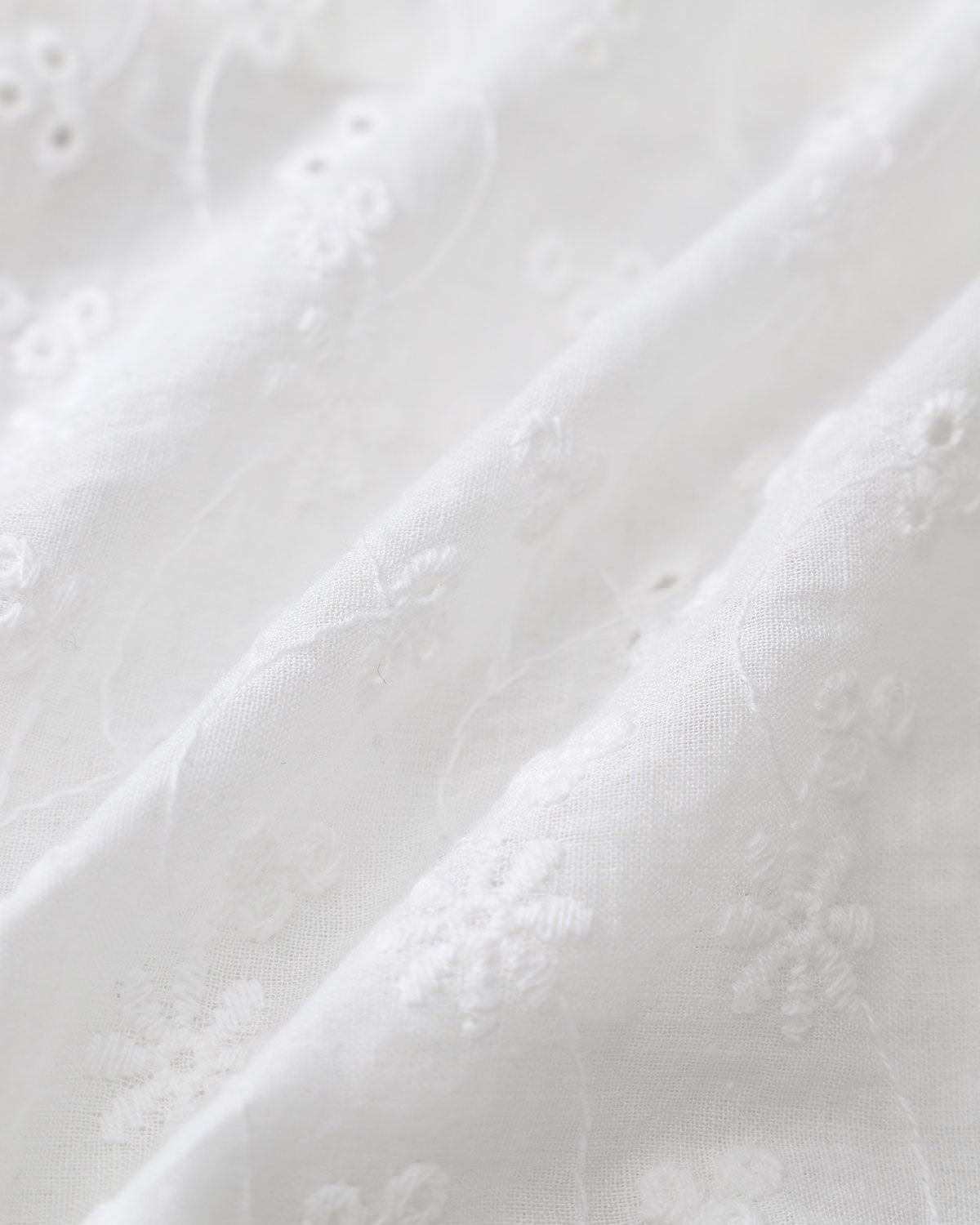 White Floral Puffed Sleeve Blouse Product Image