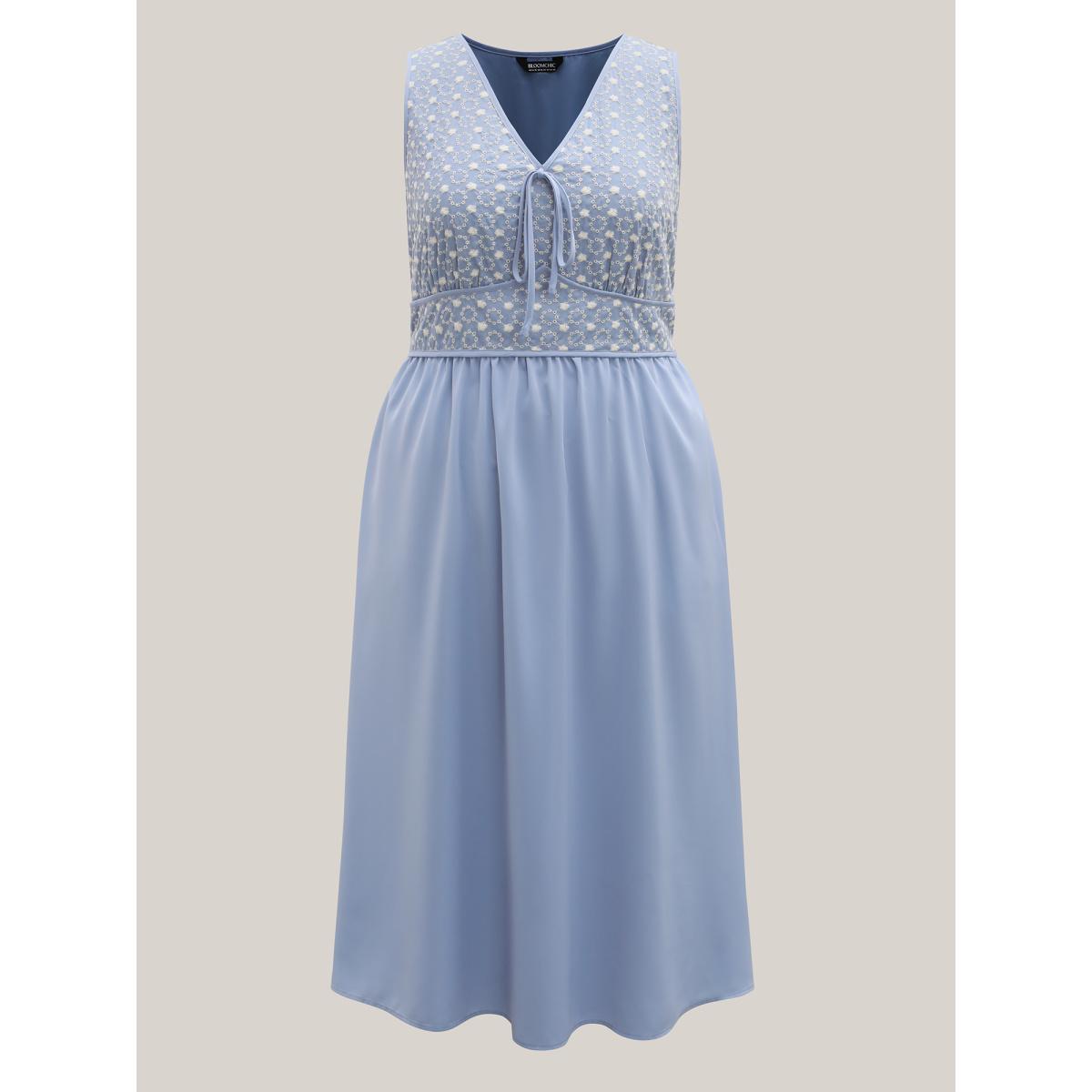 Plus Size Textured Cinched-Waist Pockets Maxi Dress LightBlue Women V-neck Sleeveless Curvy BloomChic 30/6X Product Image