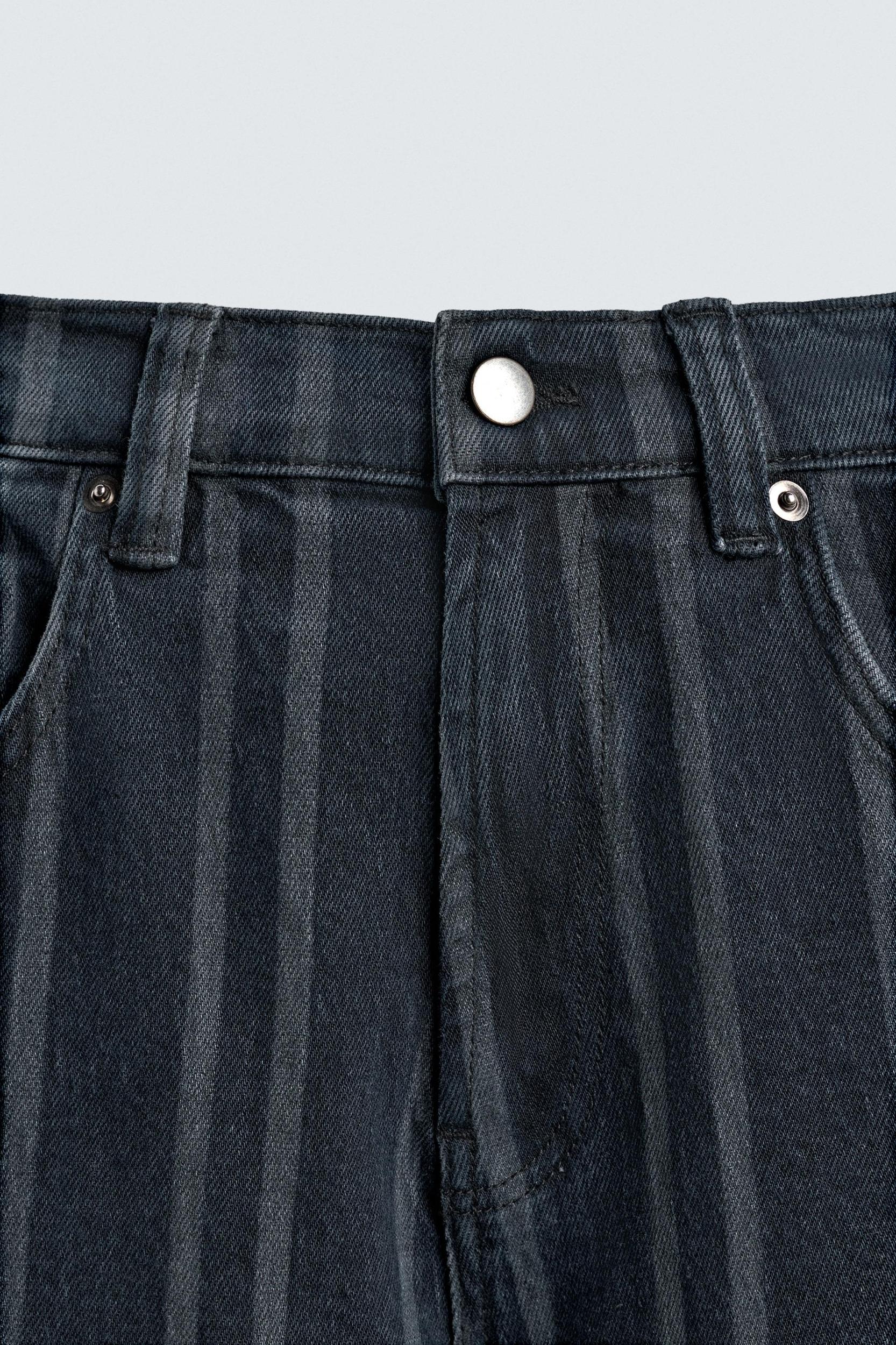STRIPED RELAXED FIT JEANS Product Image