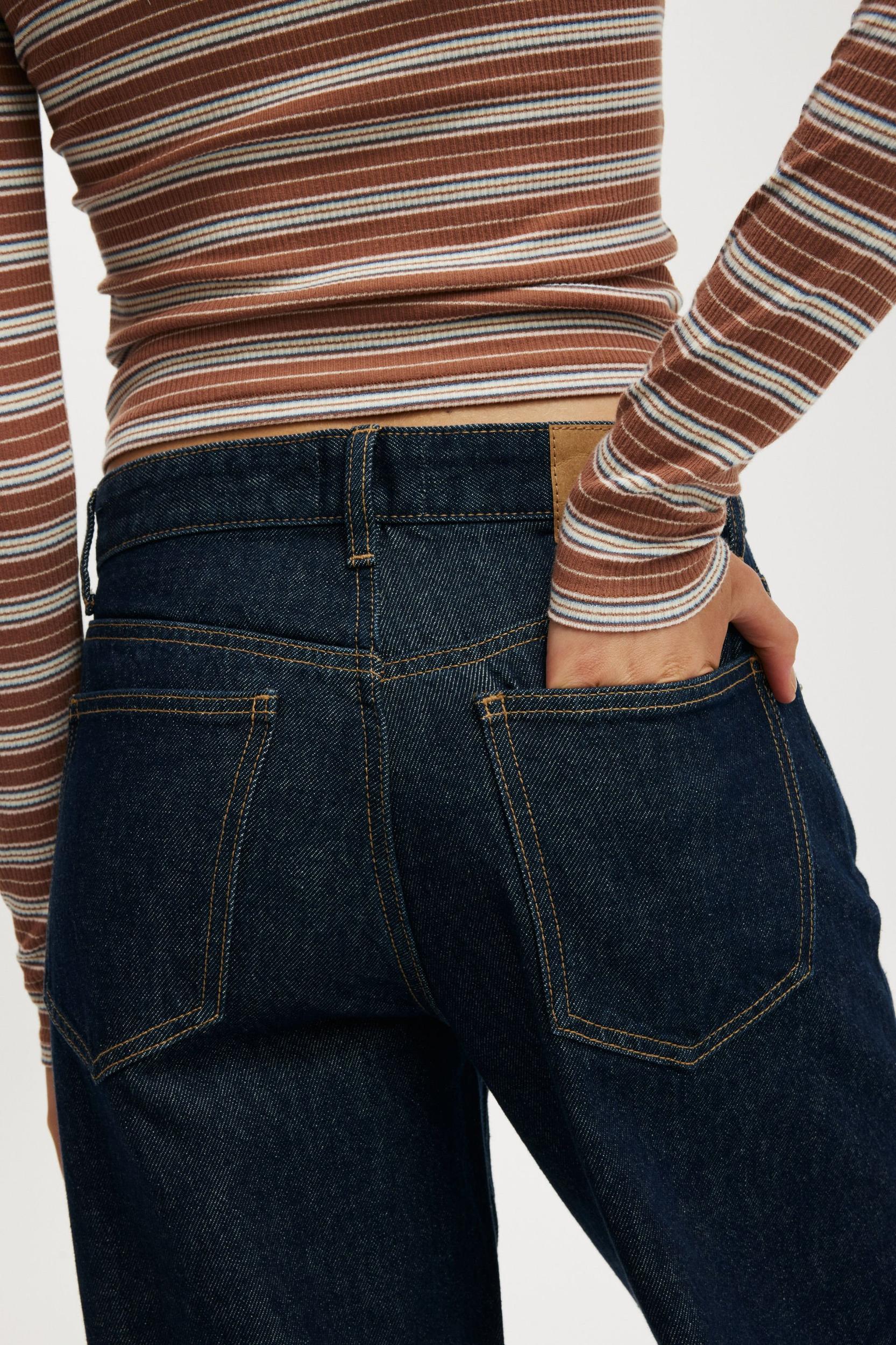 Relaxed Wide Jean Product Image