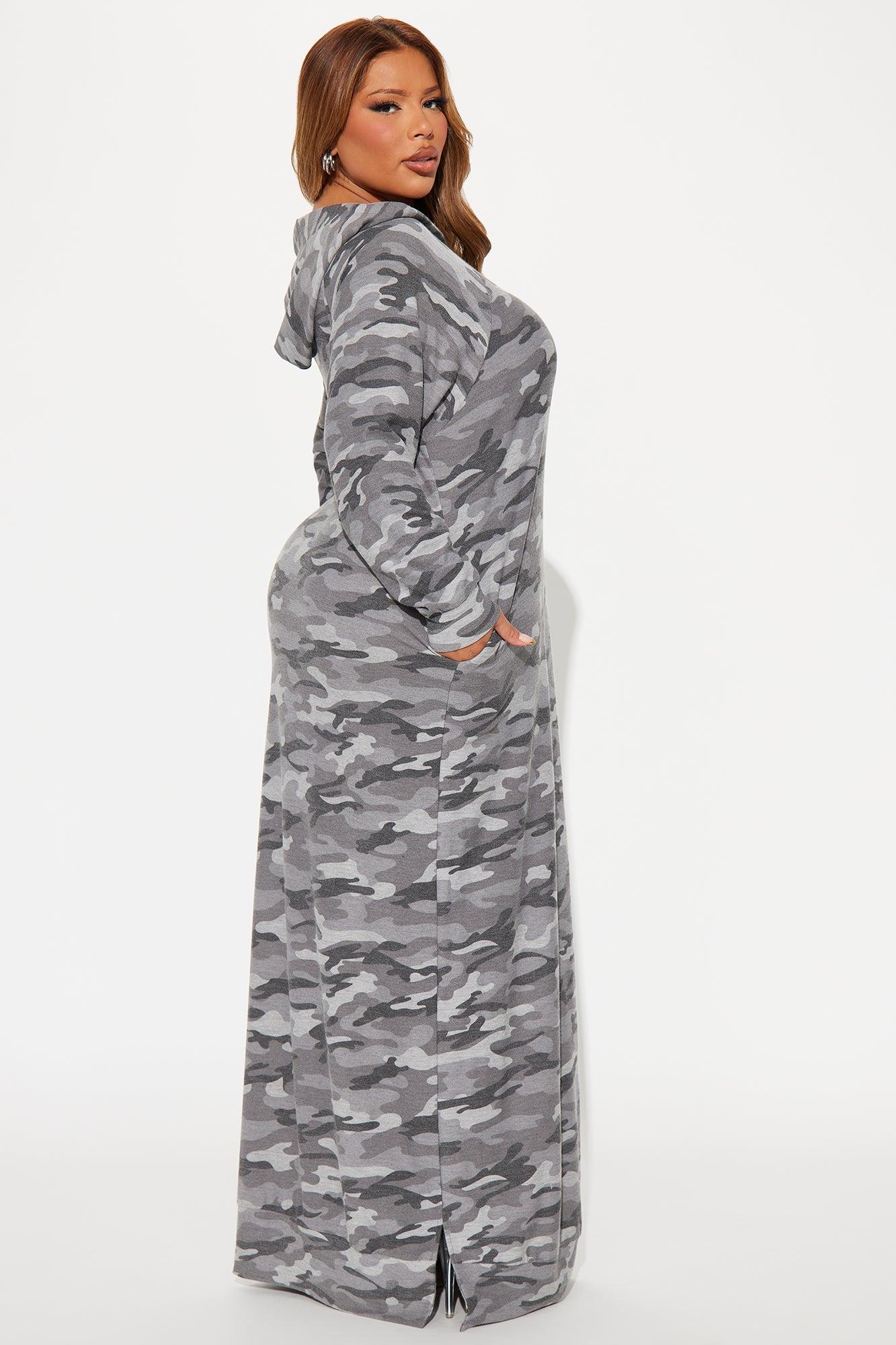 Hide Out Long Sleeve Maxi Dress - Grey Product Image