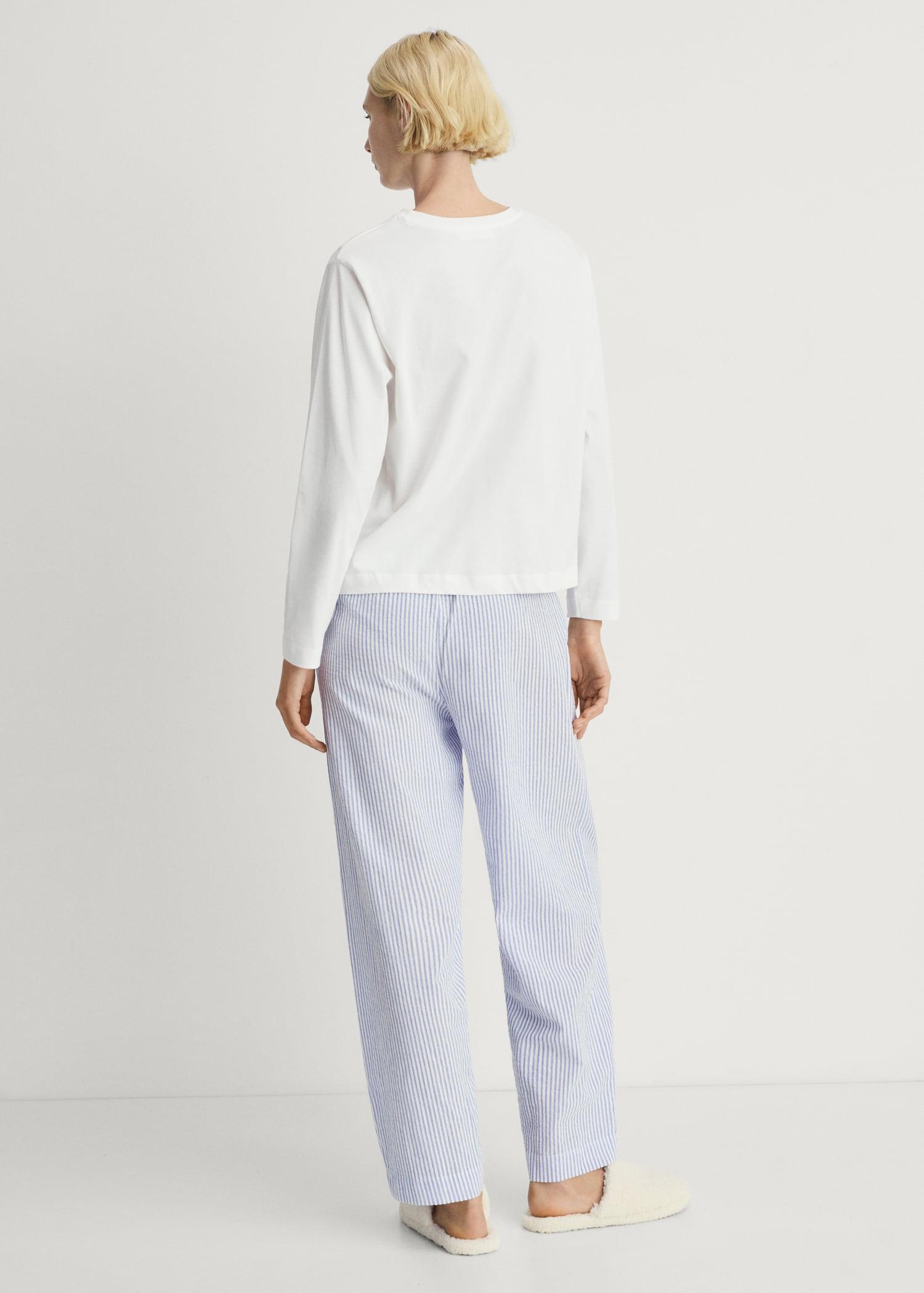 Seersucker striped two-piece pajamas - Women | MANGO USA Product Image