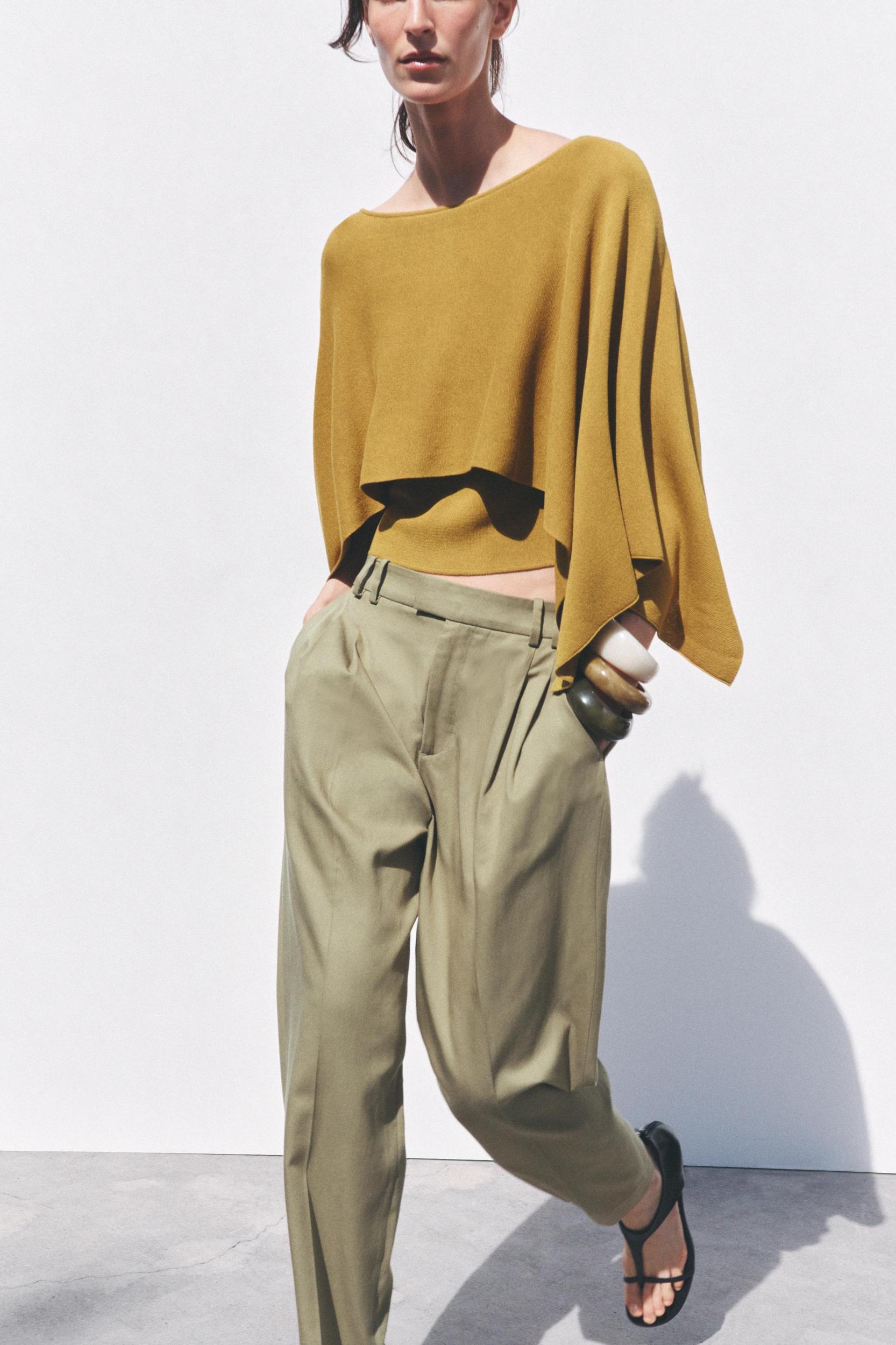 LAYERED KNIT TOP Product Image