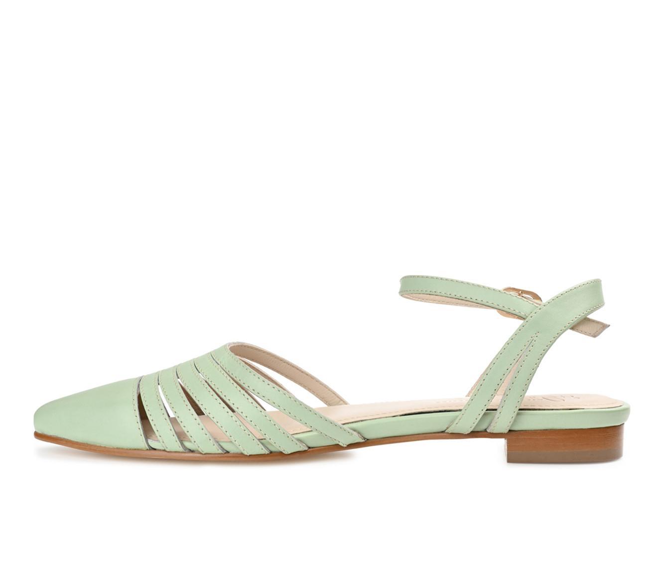 Women's Journee Signature Dexie Flats Product Image