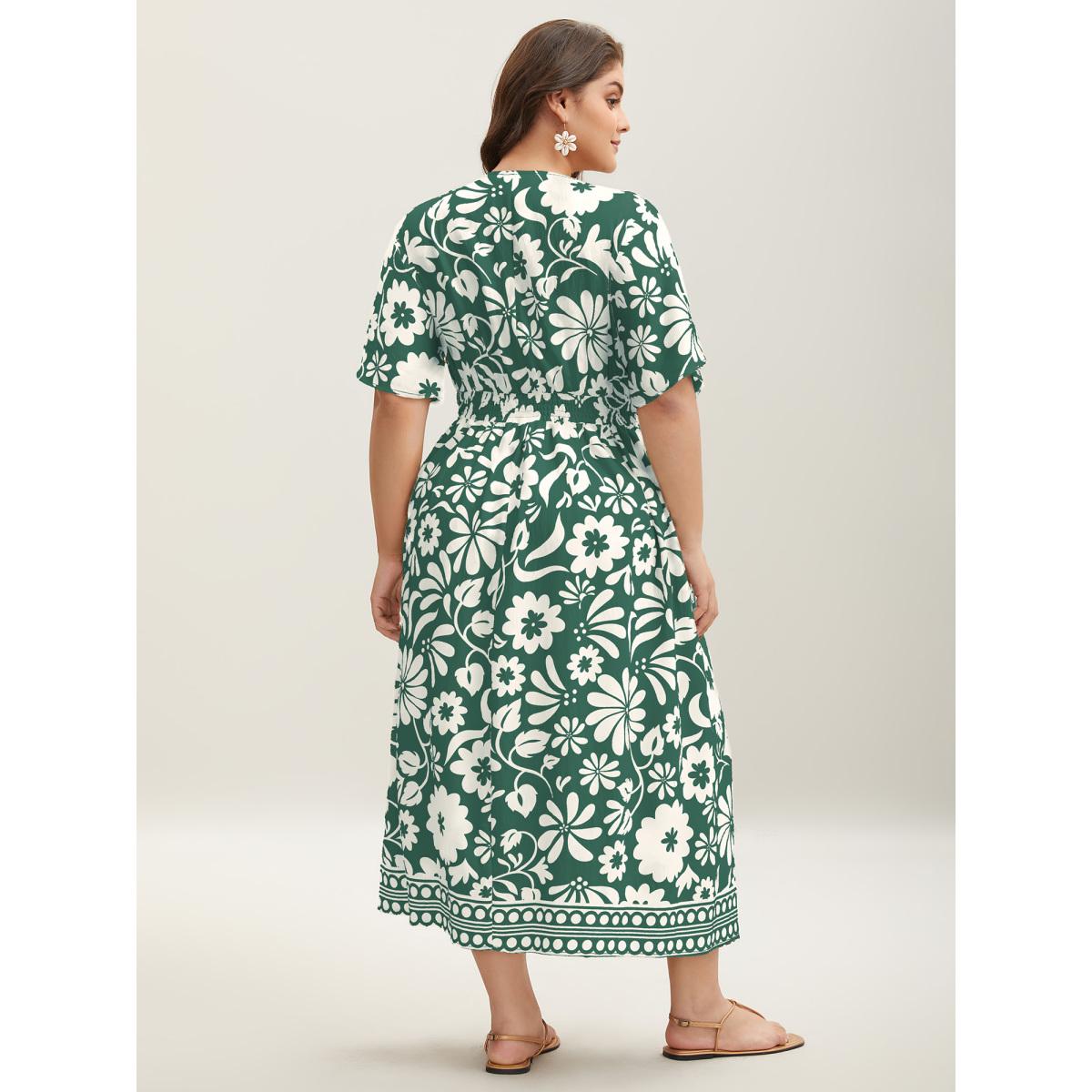 Plus Size Large Floral Print Pockets Midi Dress DarkGreen Women Resort Slit V-neck Short sleeve Curvy BloomChic 10/M Product Image