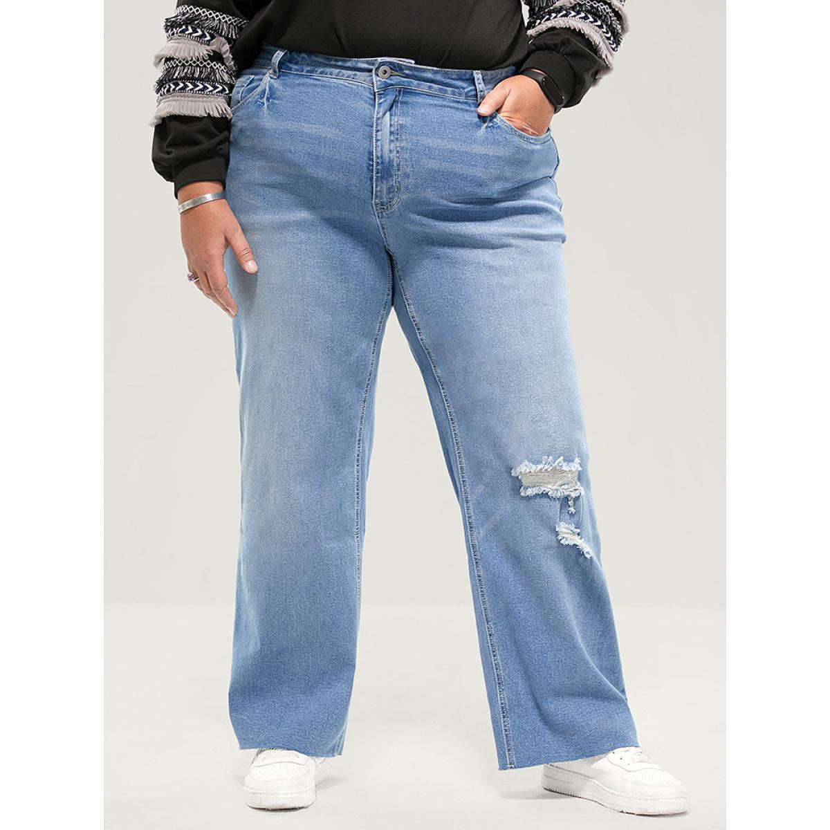 Plus Size Boyfriend Wide Leg Slightly Stretchy High Rise Light Wash Jeans Women LightBlue Casual Plain Low stretch Pocket Jeans BloomChic 30/6X Product Image