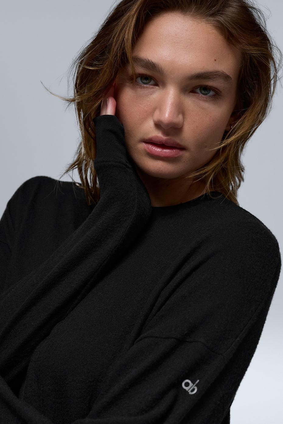 Soho Pullover - Black Product Image