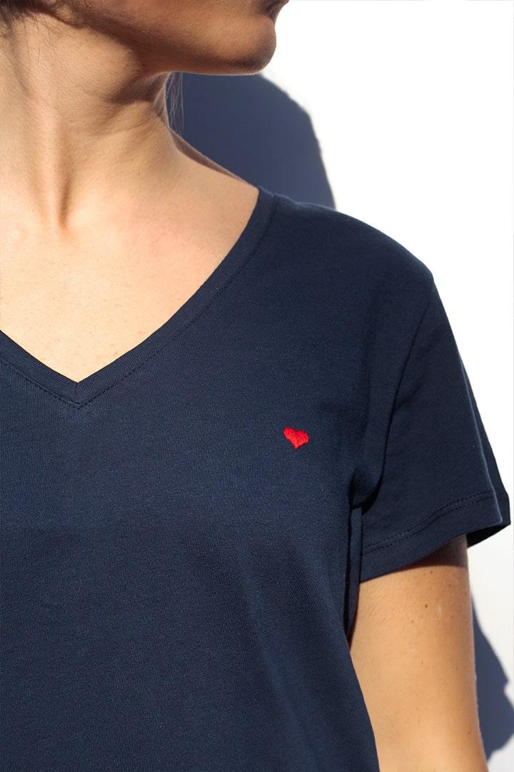 Heart v neckline t-shirt Product Image
