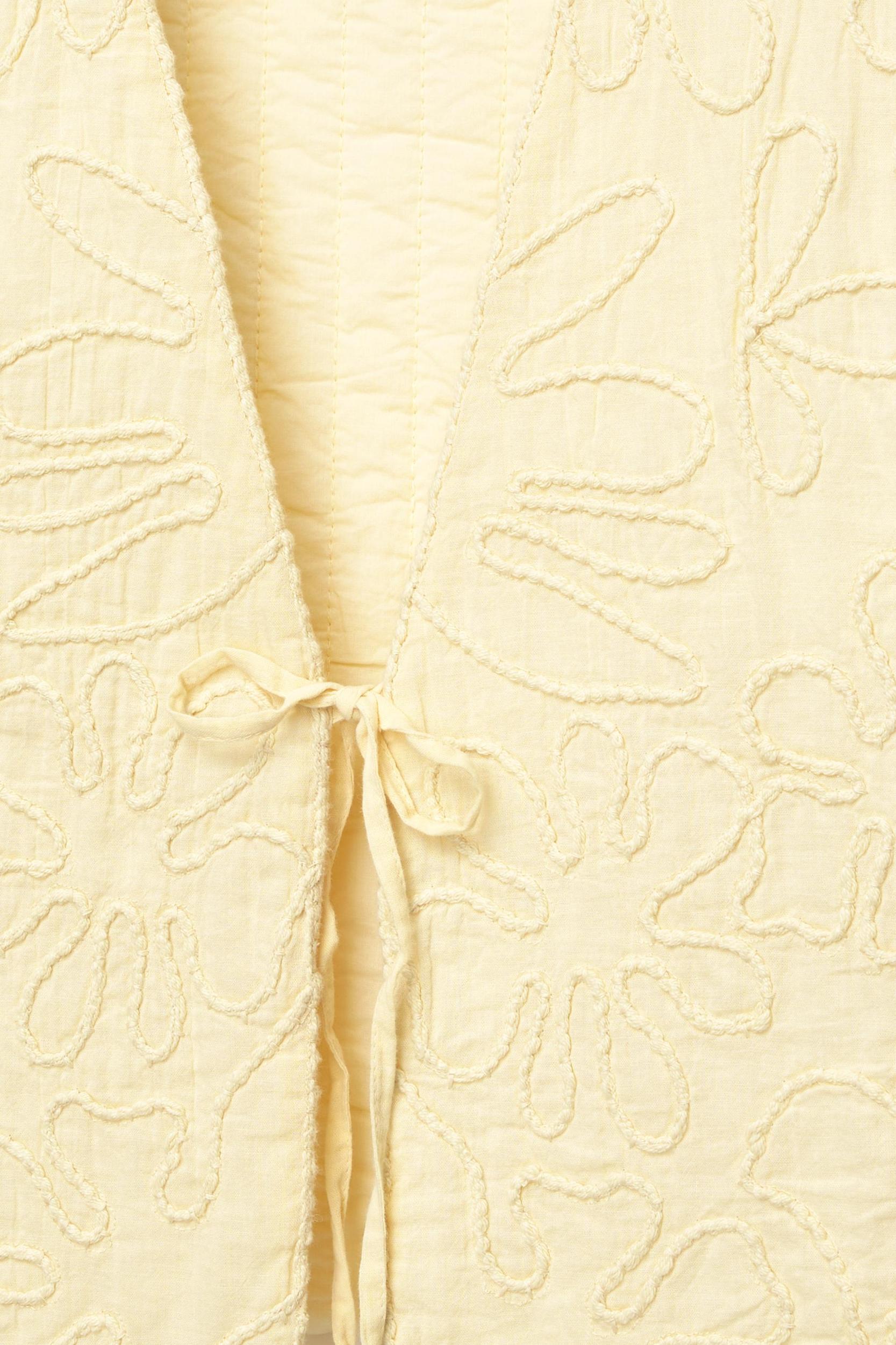 Floral puffer vest Product Image