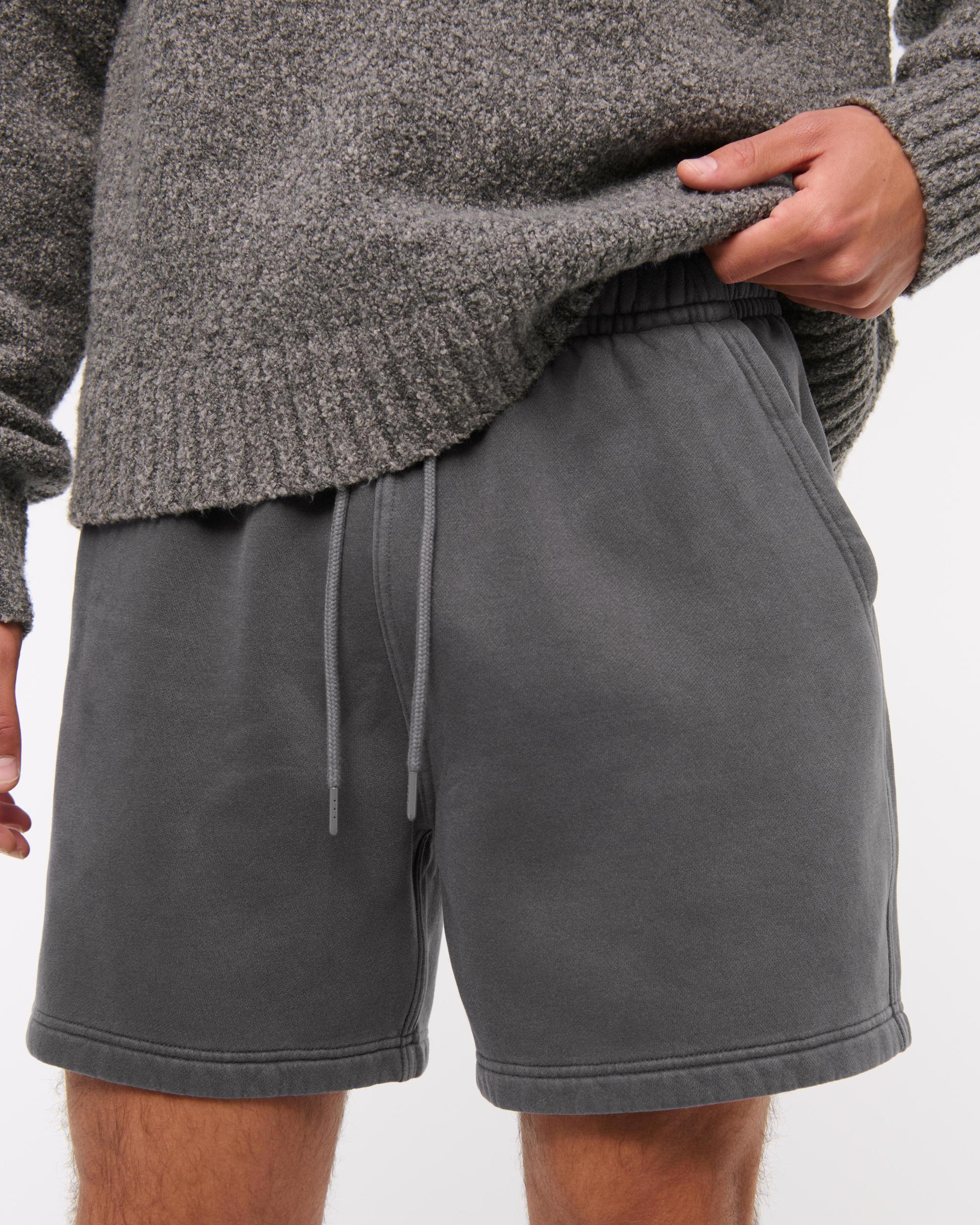 Essential Short Product Image