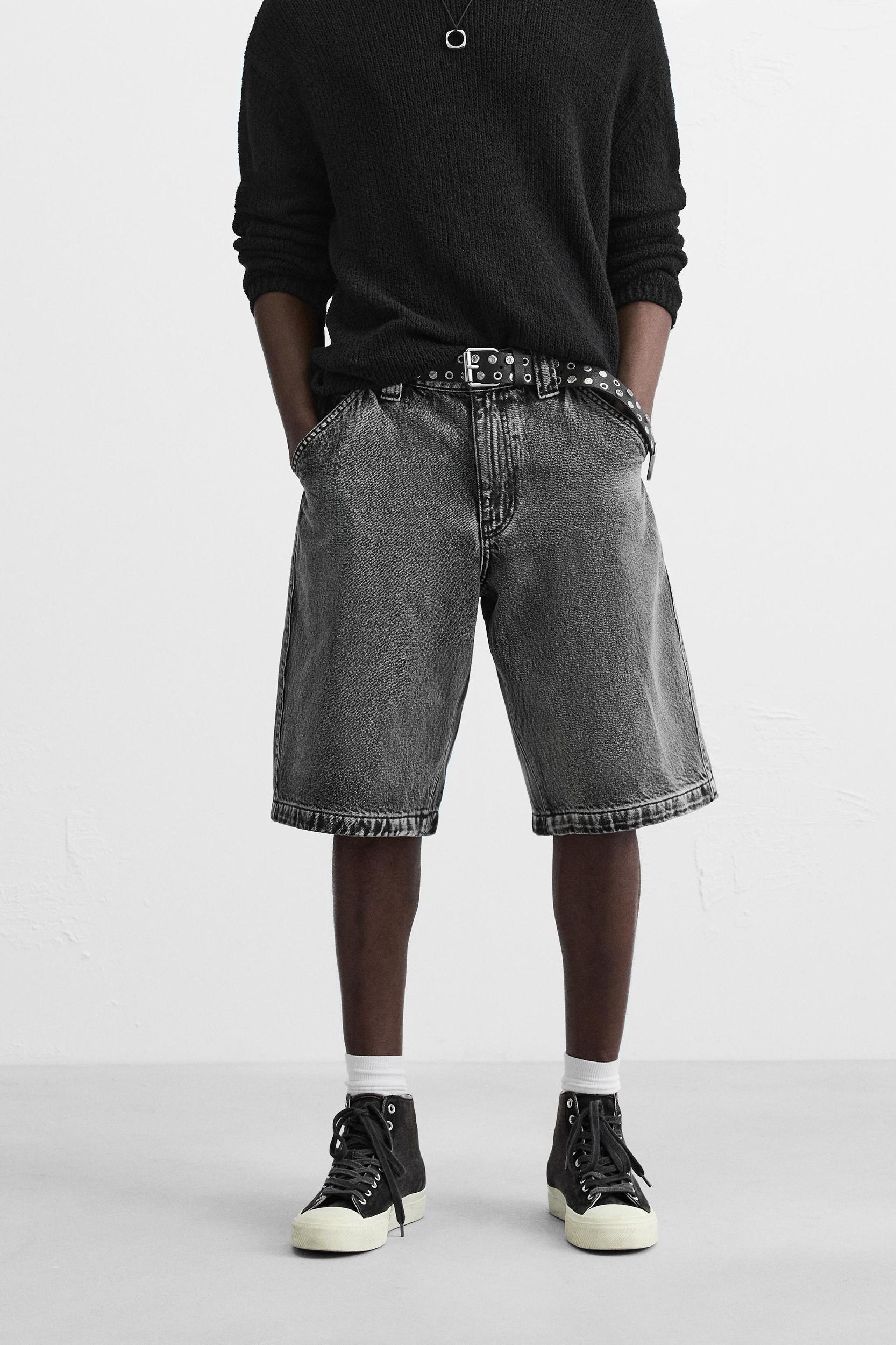 WASHED BAGGY FIT DENIM SHORTS Product Image