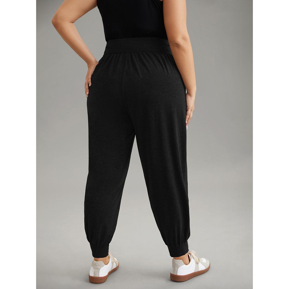 Plus Size Solid Drawstring Elastic Waist Cuffed Pants Women Black Casual High Rise Dailywear Pants BloomChic 30/6X Product Image