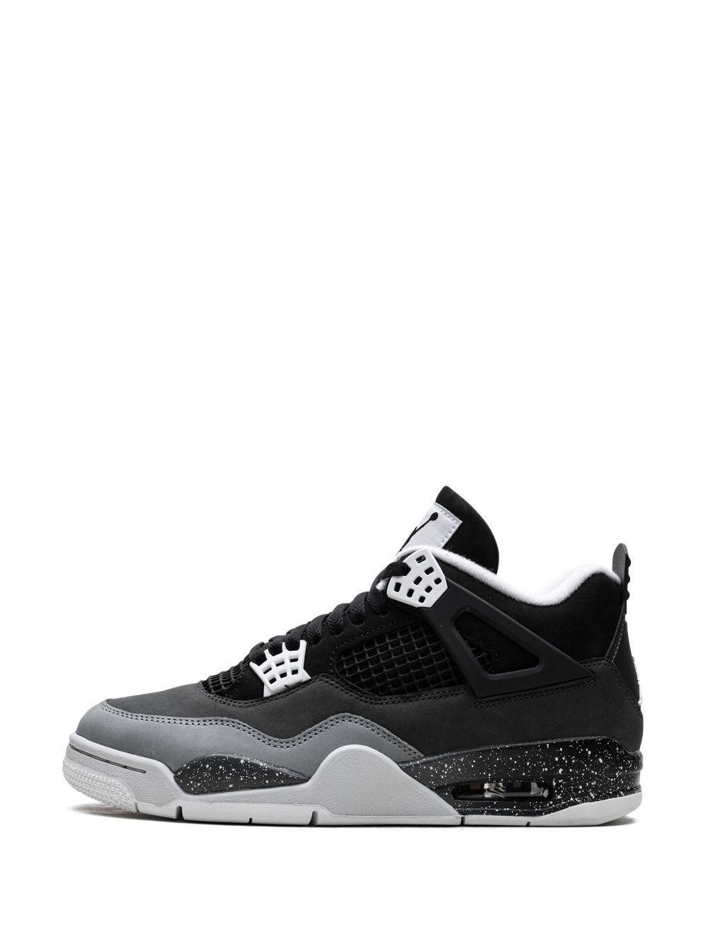 Air Jordan 4 "Fear" sneakers Product Image