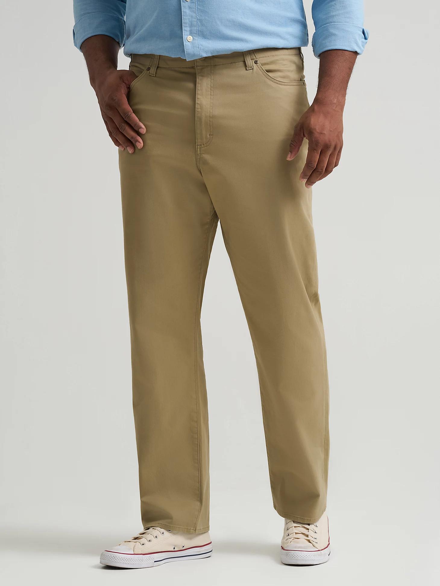 Men's Extreme Motion Relaxed Straight Twill Jean (Big & Tall) | Men's Jeans | Lee® Product Image