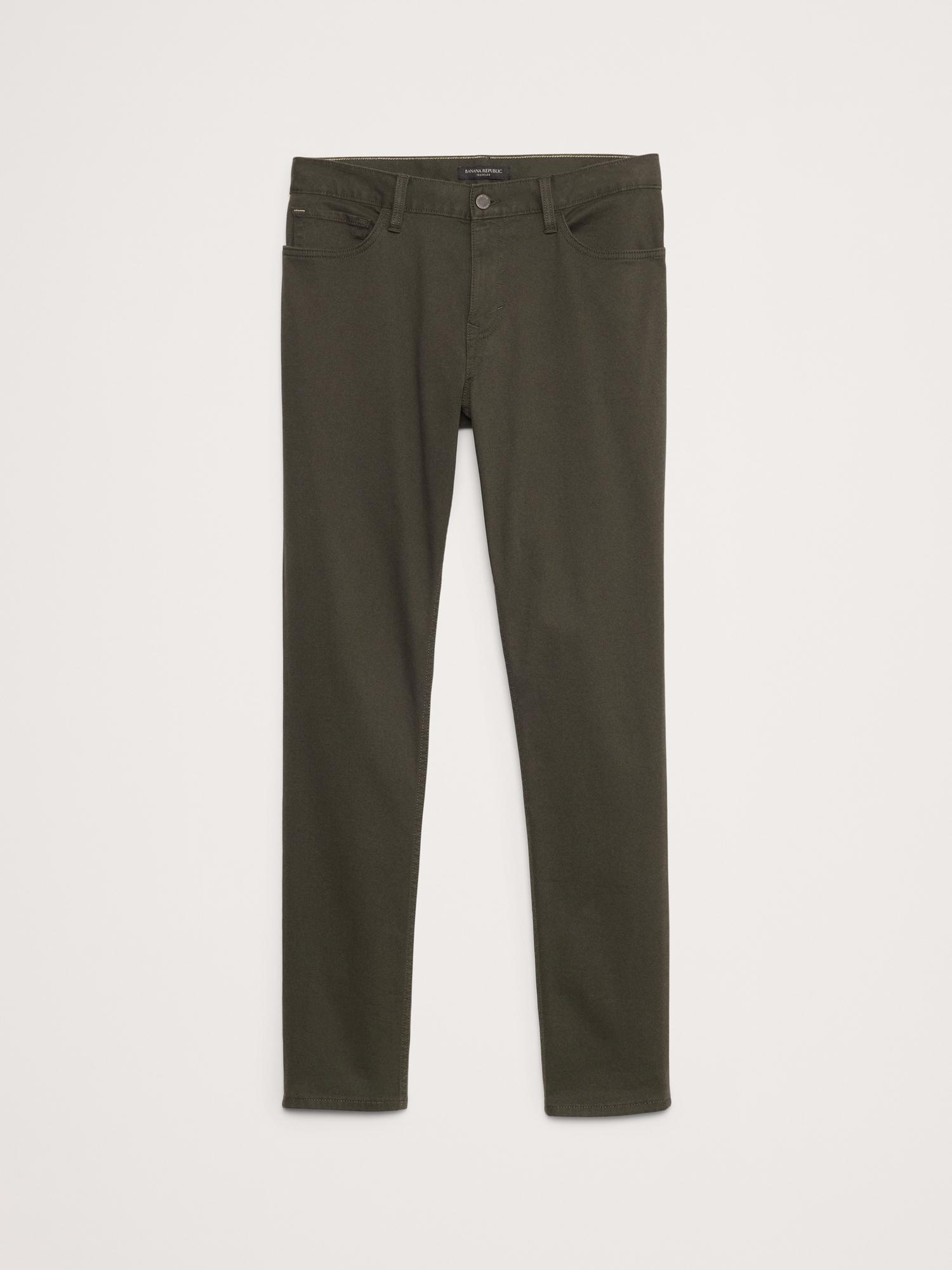 Skinny Traveler Pant Product Image