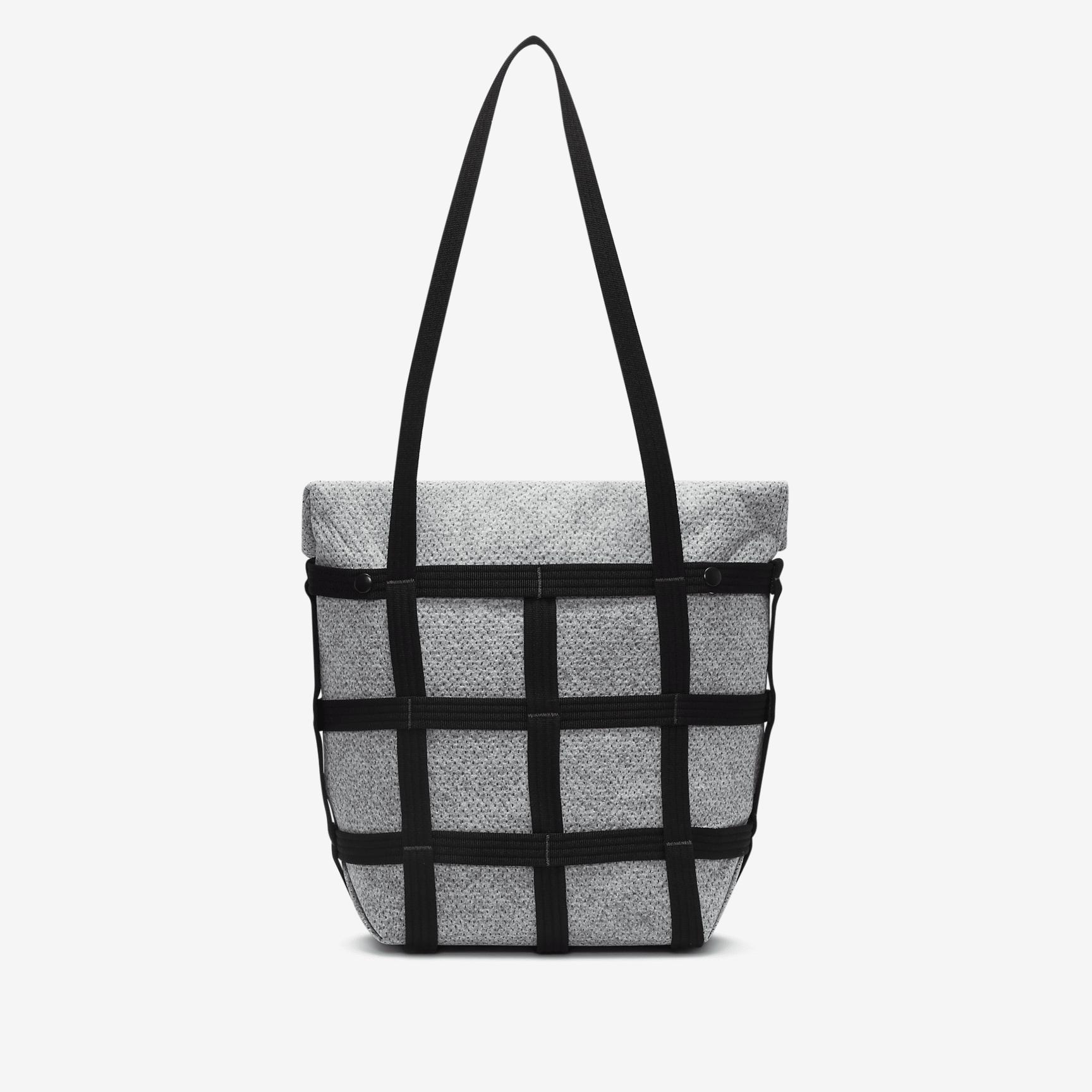 Nike Sportswear Forward Cargo Tote (12L) Product Image