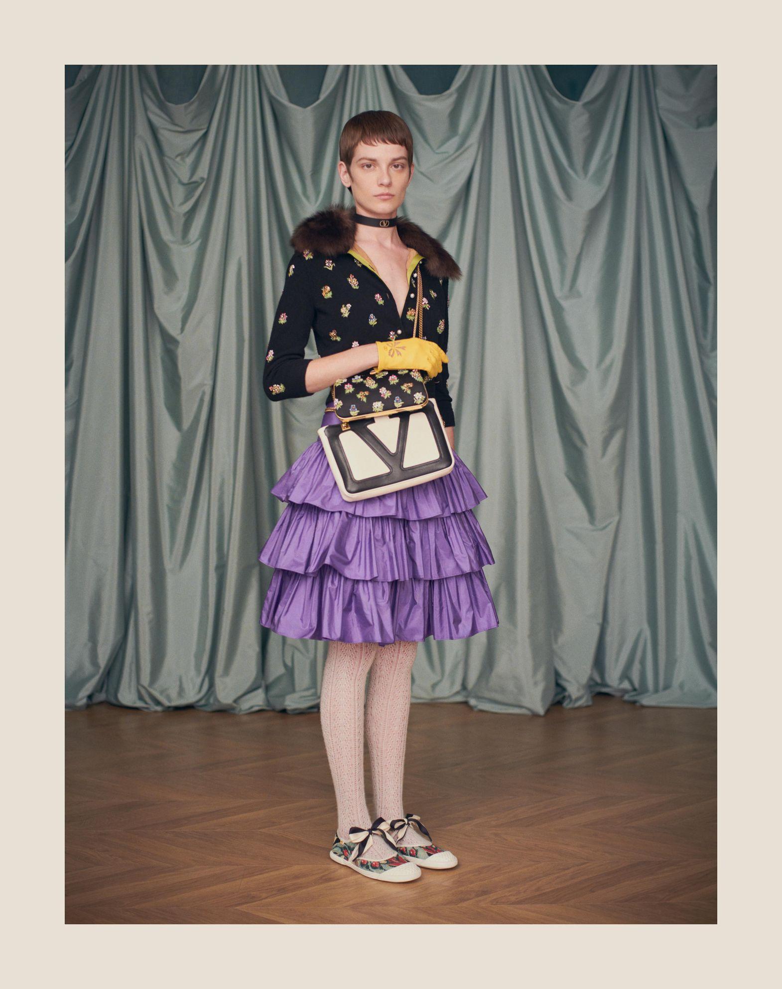 Valentino Garavani Viva Superstar Medium Nappa Leather Shopping Bag Product Image