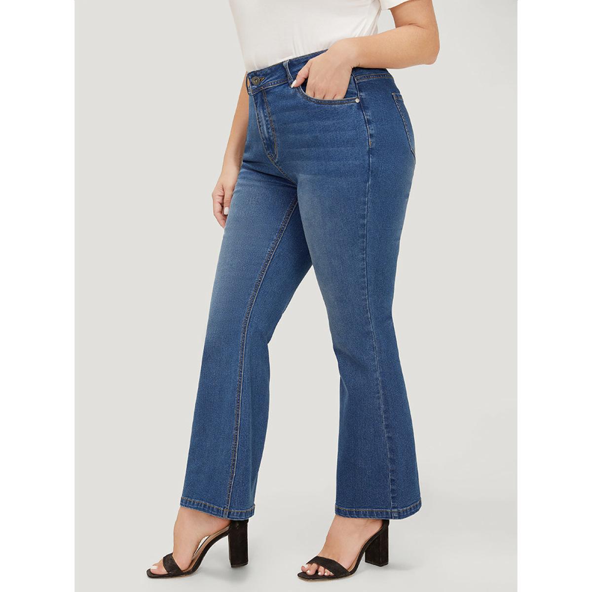 Plus Size Flare Leg Very Stretchy Medium Wash Jeans Women Blue Casual Plain High stretch Pocket Jeans BloomChic 30/6X Product Image
