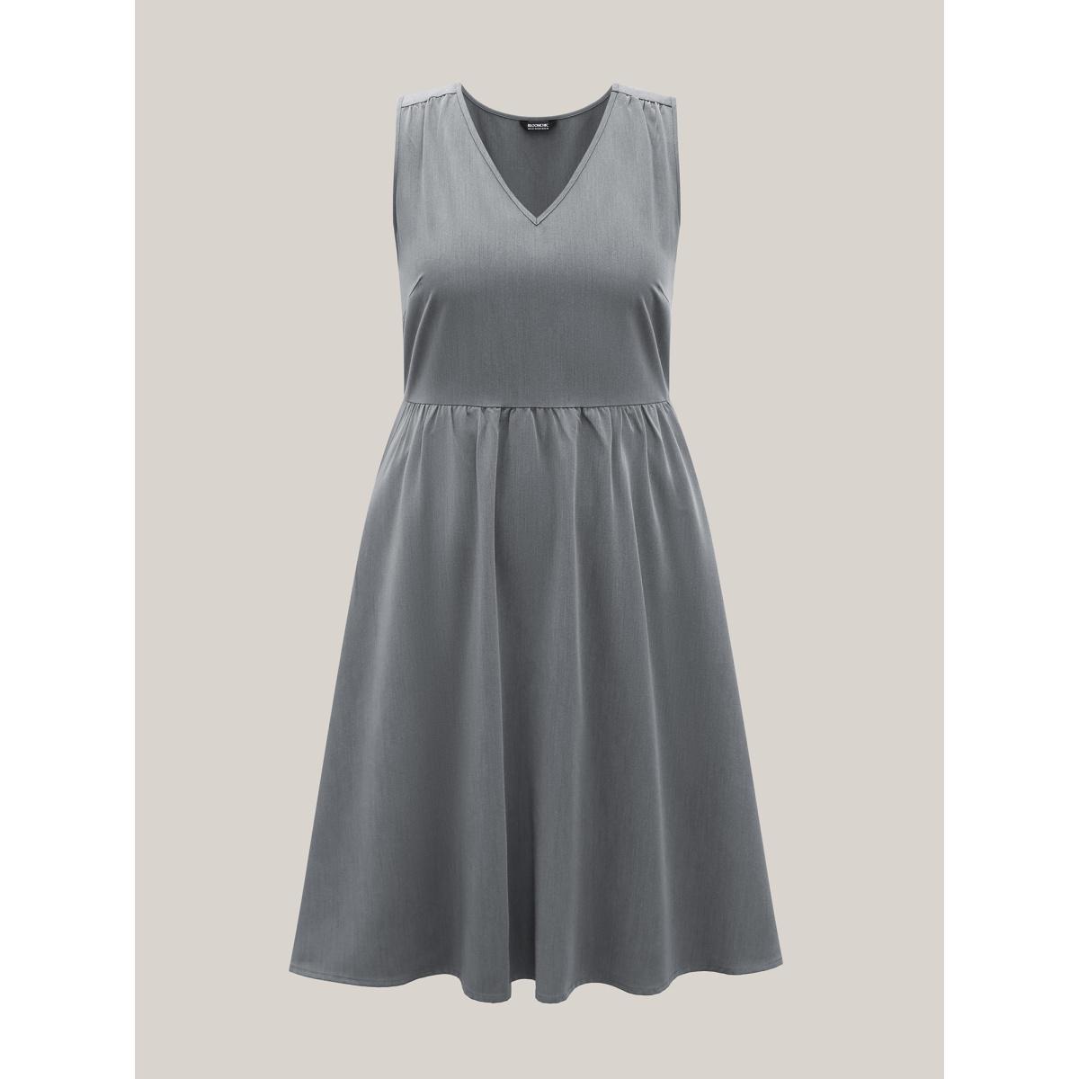 Plus Size Heather Tied Pockets Sleeveless Midi Dress Mediumgray Women Gathered V-neck Sleeveless Curvy BloomChic 22-24/3X Product Image