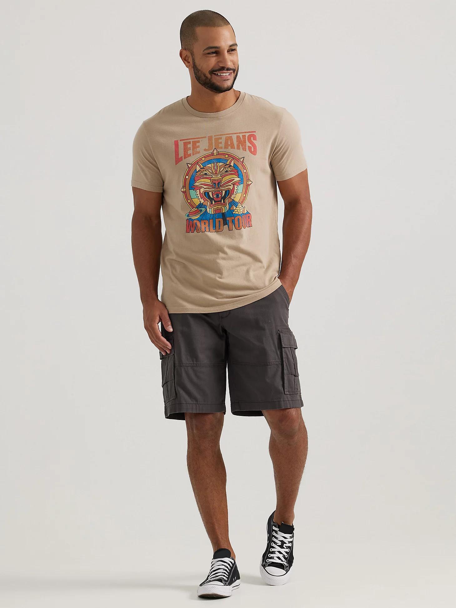 Men's World Tour Tiger Graphic Tee | Men's Tops & Tees | Lee® Product Image
