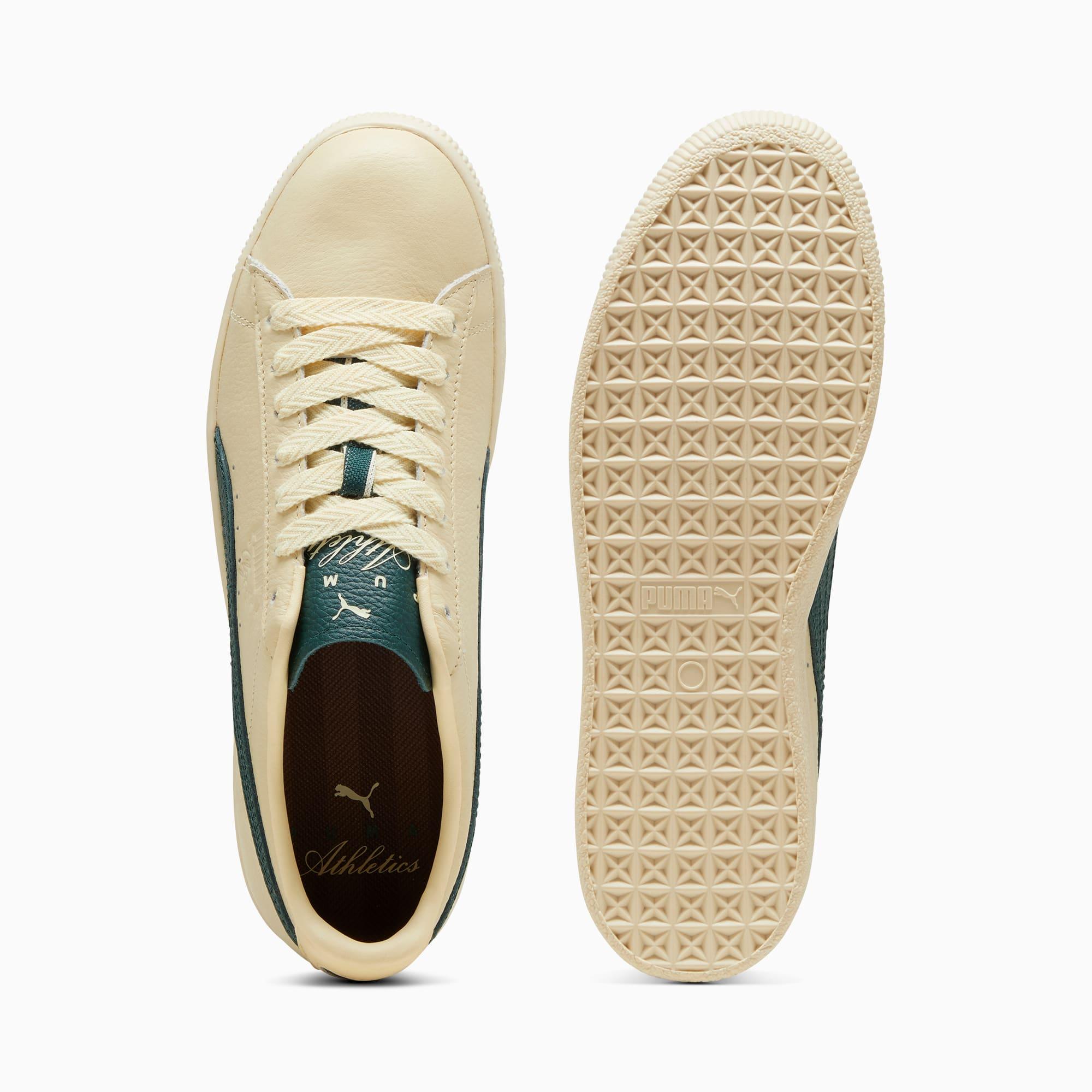 Clyde Players Lane Men's Sneakers Product Image