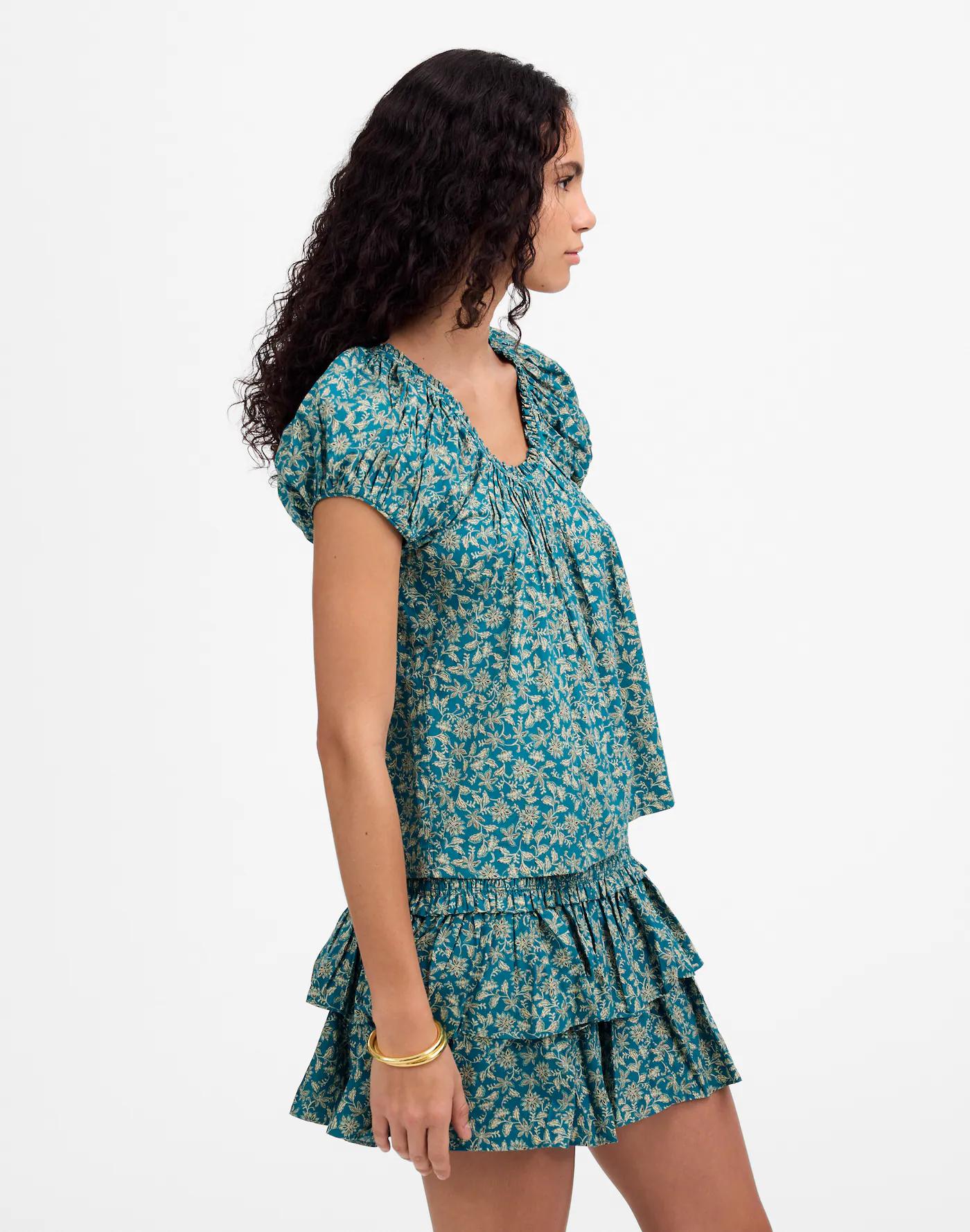 Scoopneck Puff-Sleeve Top in Floral Product Image