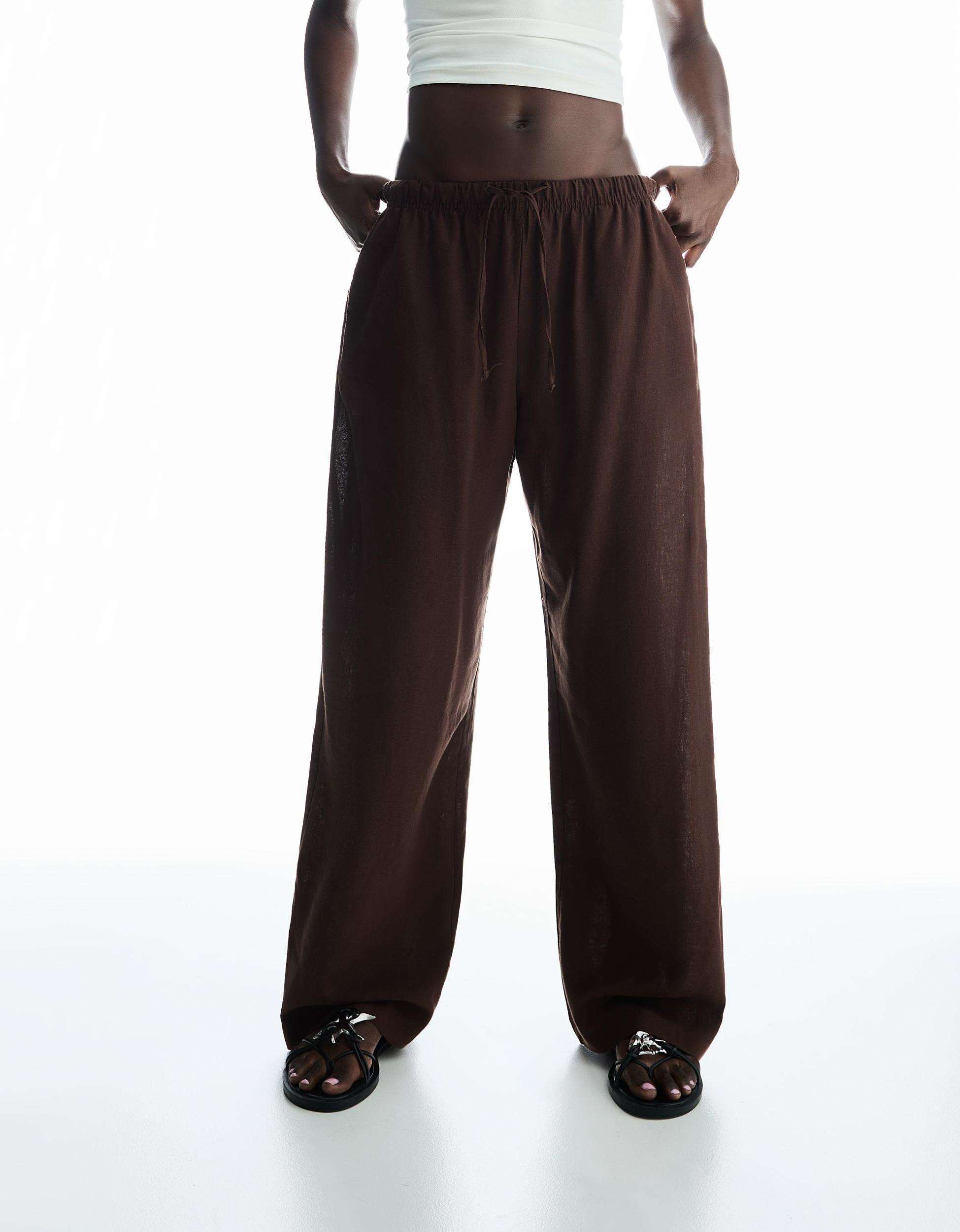 Linen blend pants with an elastic waistband Product Image