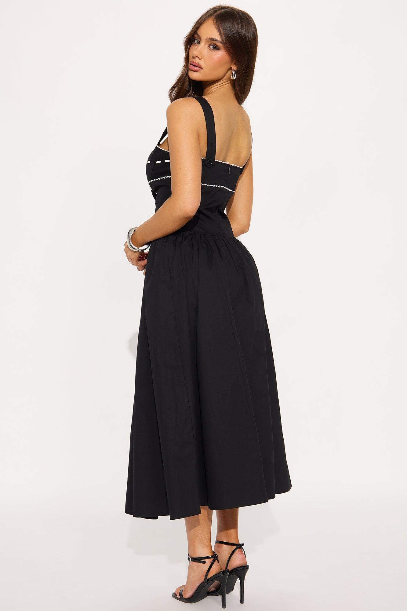 Mariana Contrast Trim Maxi Dress - Black Female Product Image
