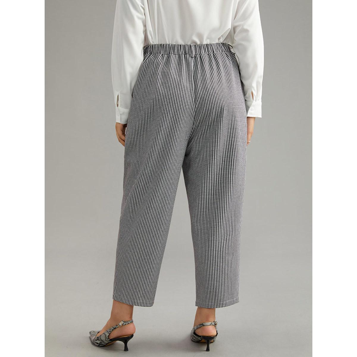 Plus Size Gingham Elastic Waist Pocket Pants Women Black At the Office Straight Leg High Rise Office Pants BloomChic 28/5X Product Image