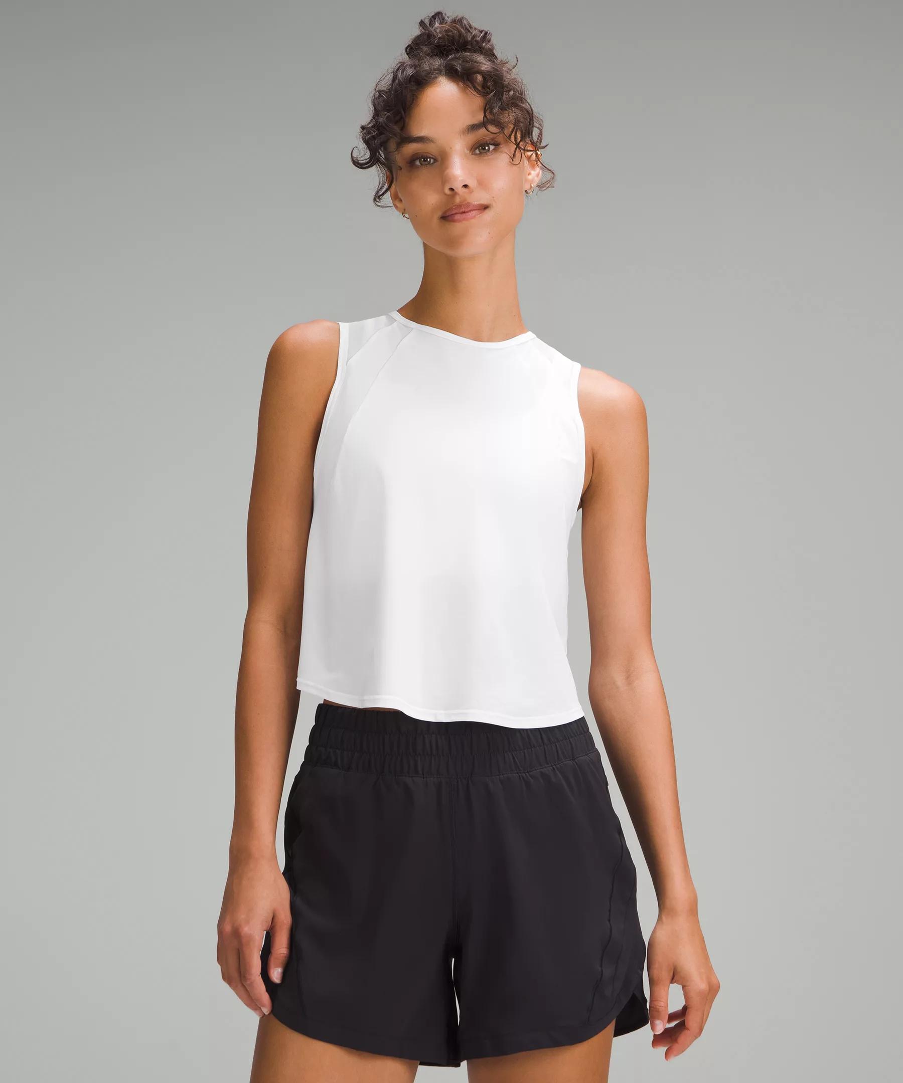 Sculpt Cropped Tank Top *Pleated Product Image