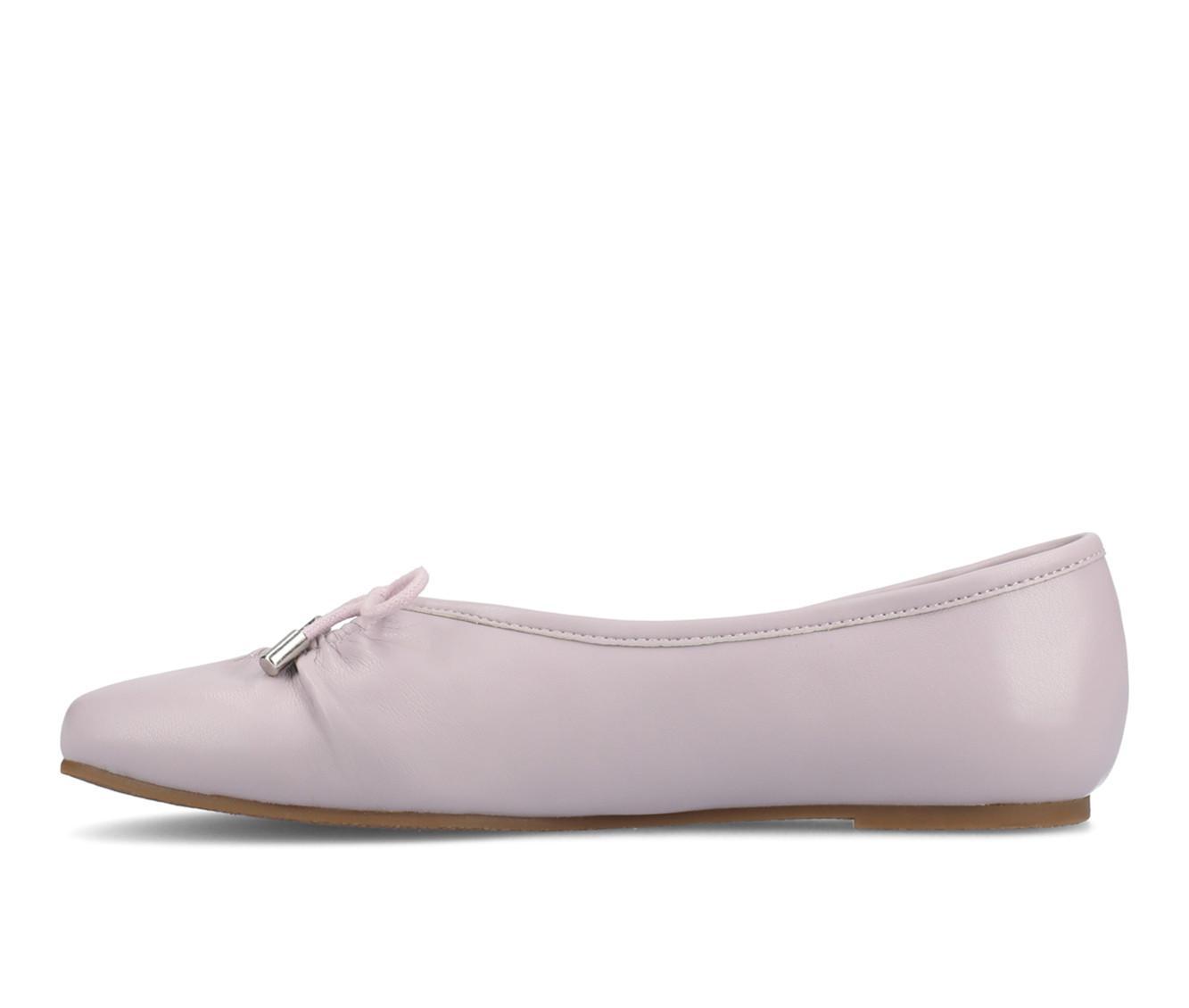 Women's Journee Collection Callee Flats Product Image