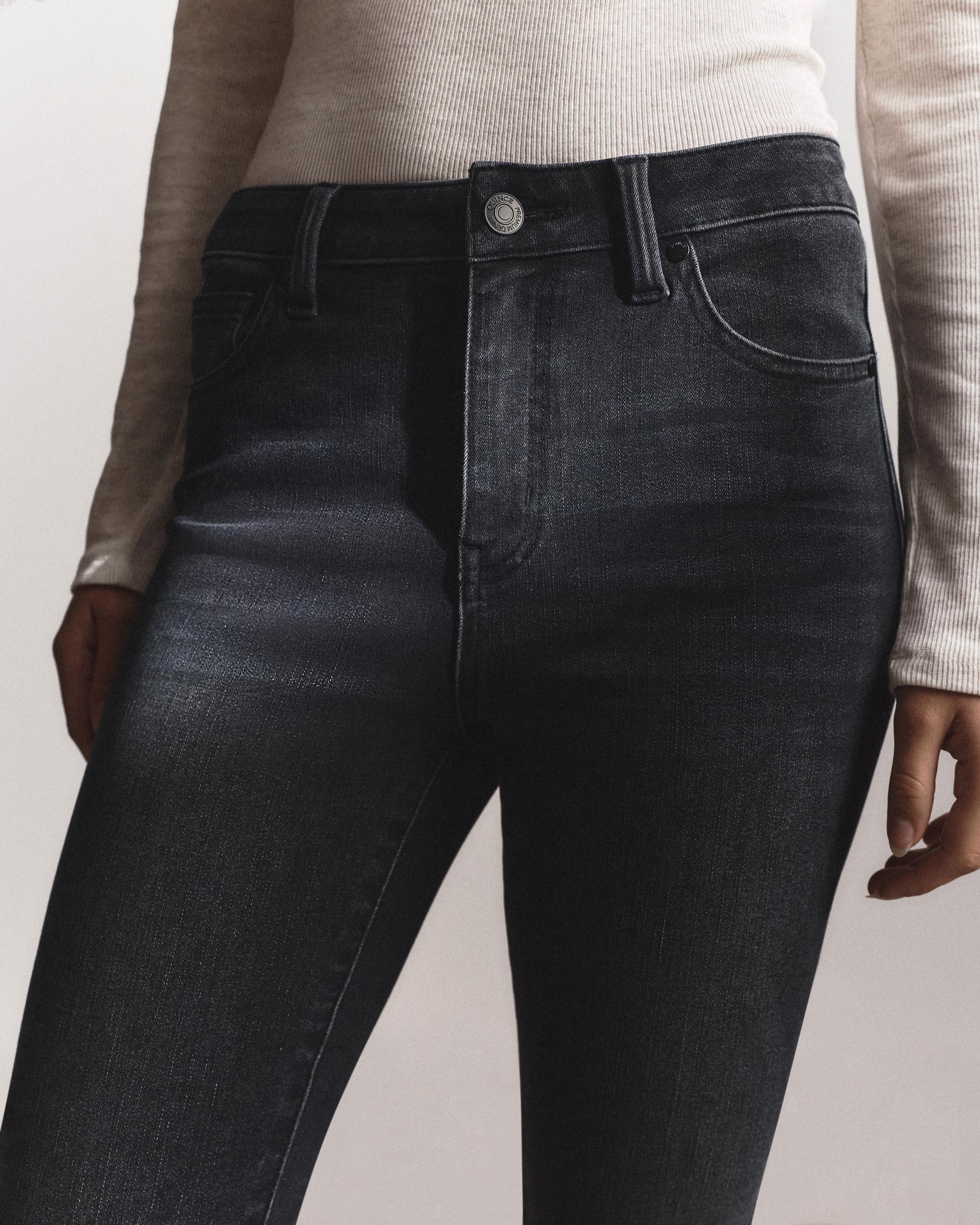Quince | Women's Bella Stretch Skinny Jeans Organic Cotton Product Image