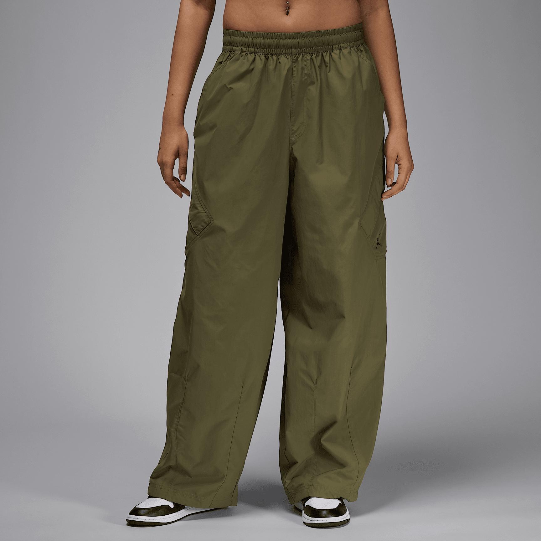 Womens Jordan Flight Chicago Parachute Pants | HM6144-222 Product Image