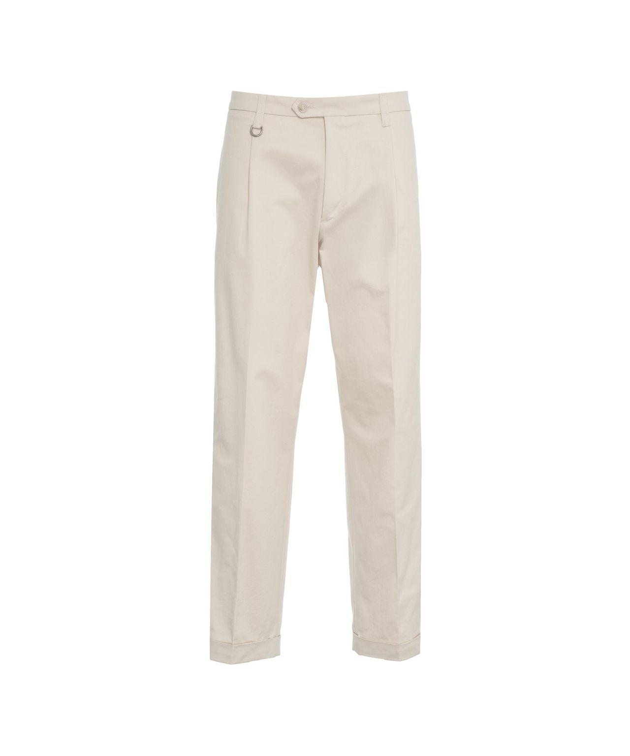 Chino with pleats Product Image