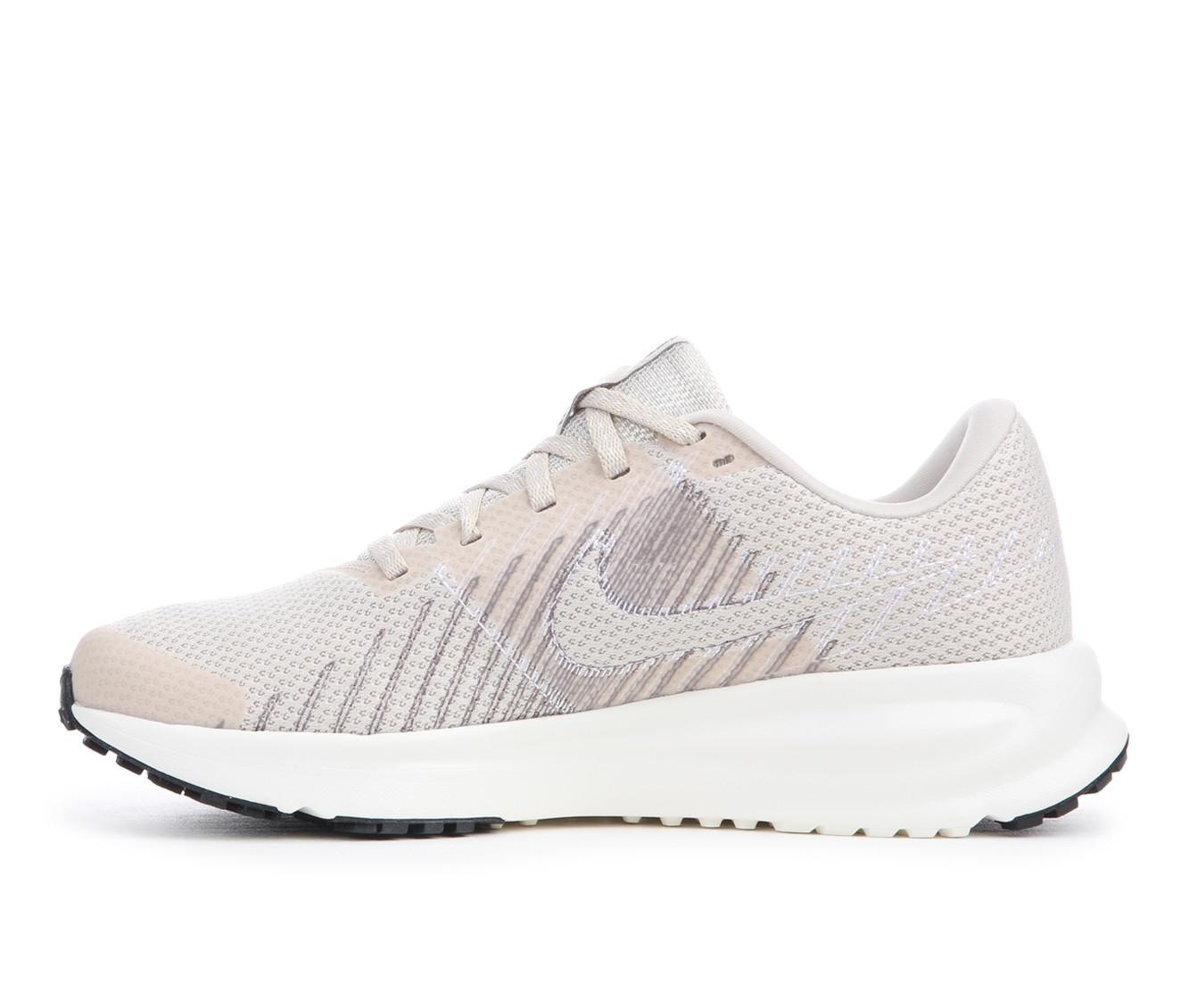Women's Nike Run Defy Running Shoes Product Image