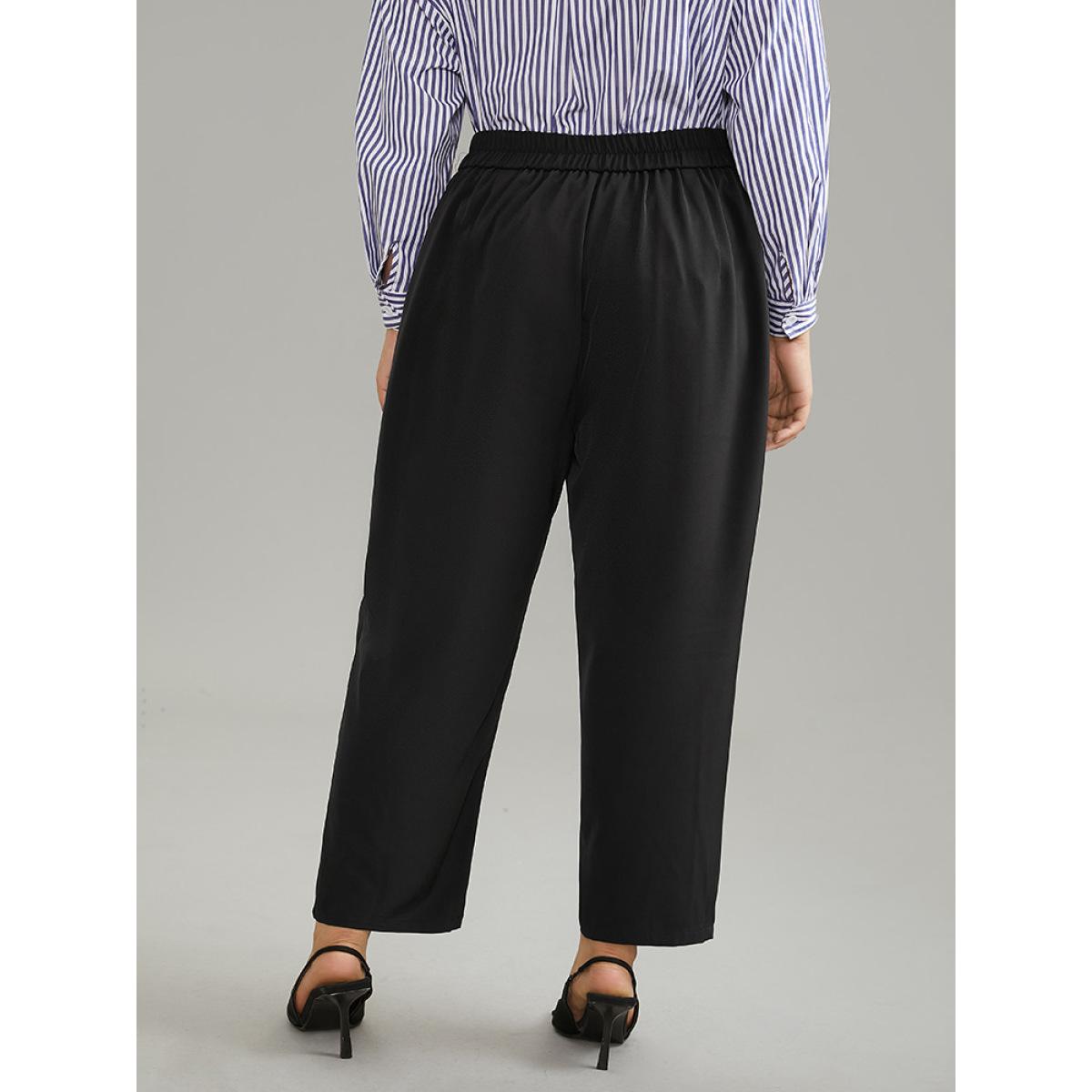 Plus Size Plain Elastic Waist Pleated Button Detail Pants Women Black Office High Rise Office Pants BloomChic 26/4X Product Image
