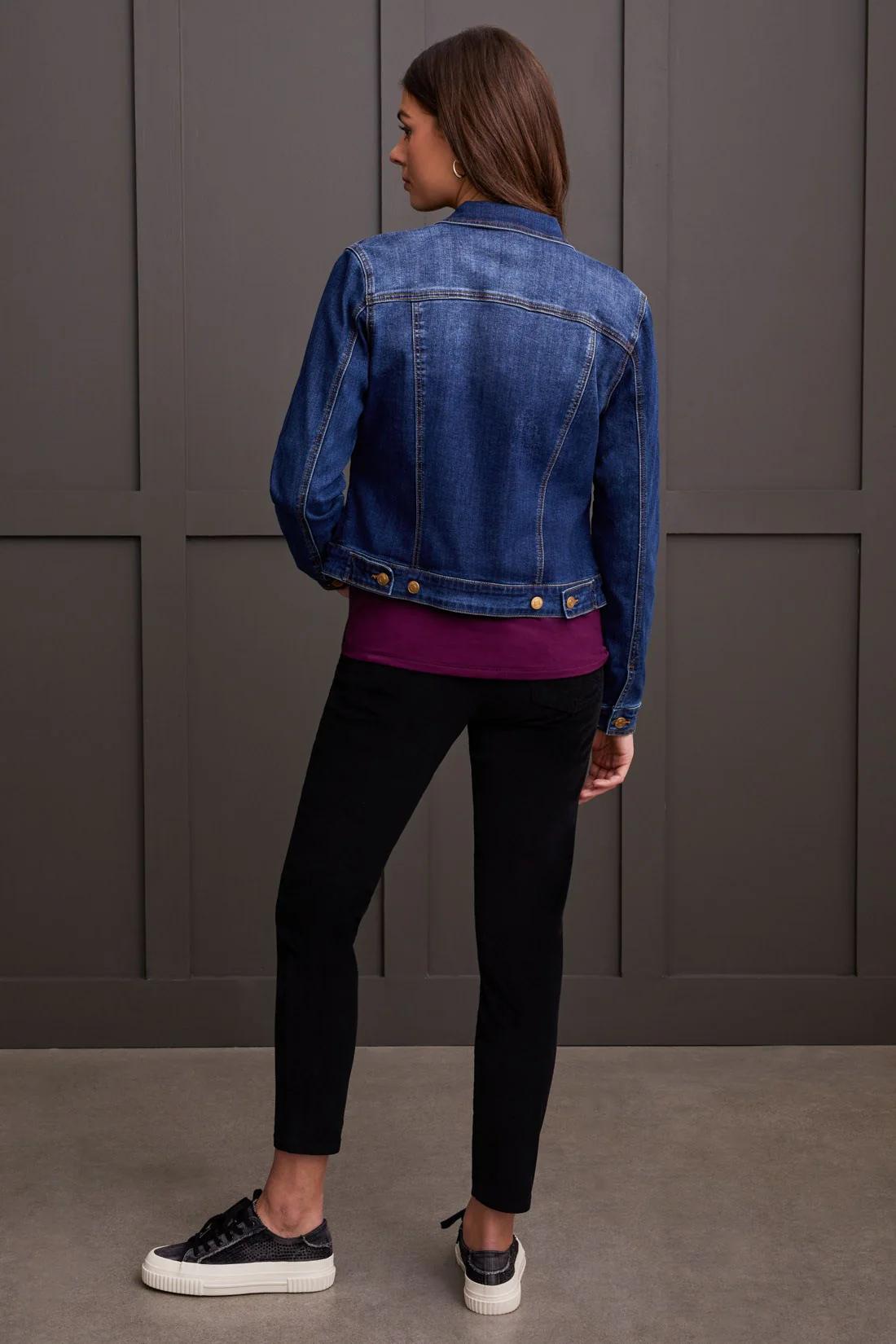 CLASSIC DENIM JACKET WITH POCKETS Product Image