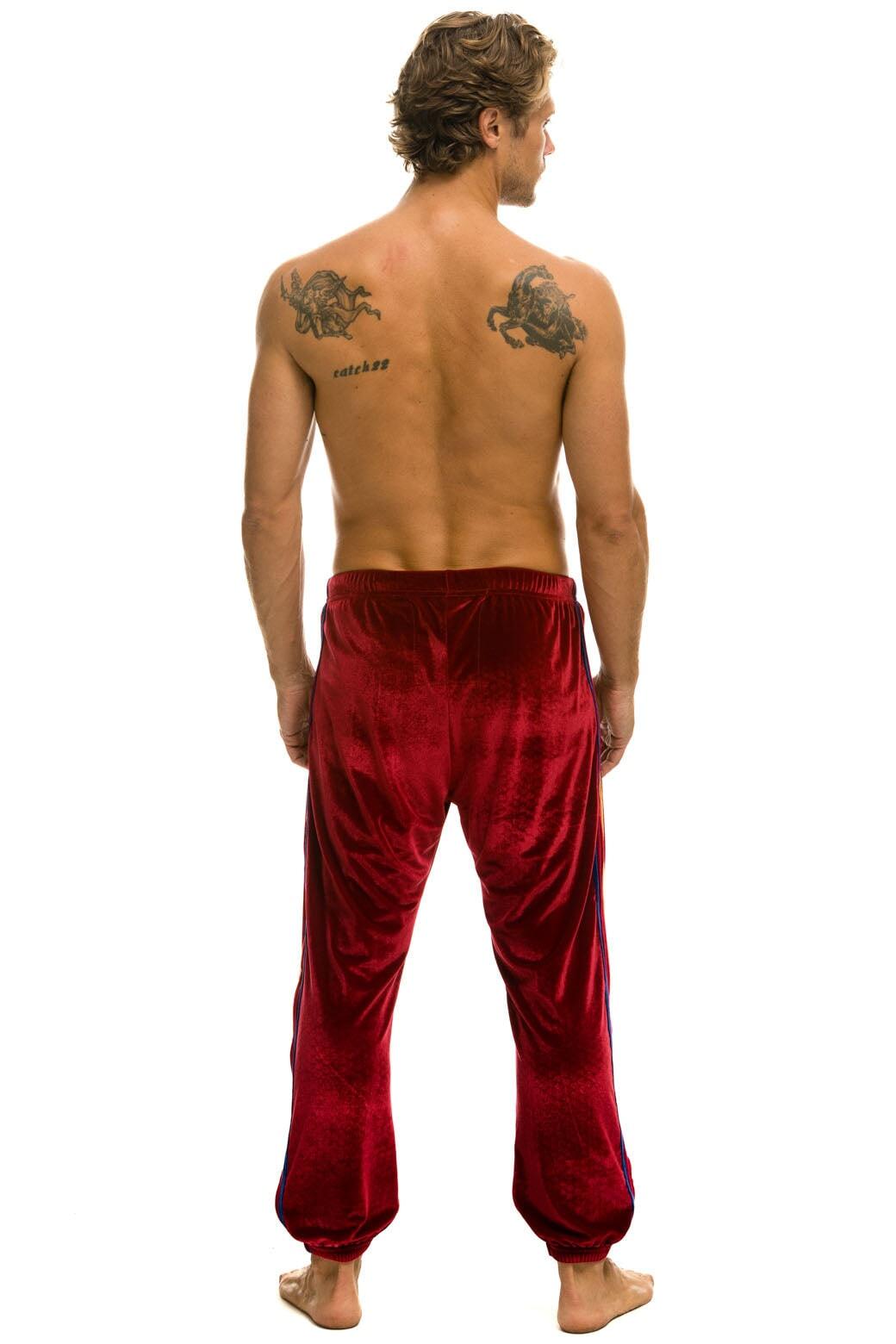 CLASSIC VELVET SWEATPANTS - RED Male Product Image