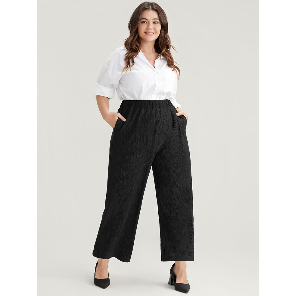 Plus Size Solid Pocket Textured Elastic Waist Pants Women Black Casual Mid Rise Dailywear Pants BloomChic 14-16/1X Product Image