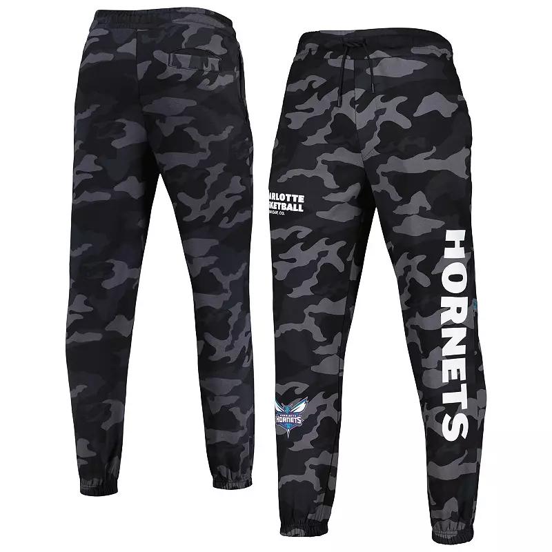 Men's New Era Black/Camo Charlotte Hornets Tonal Joggers,  Product Image
