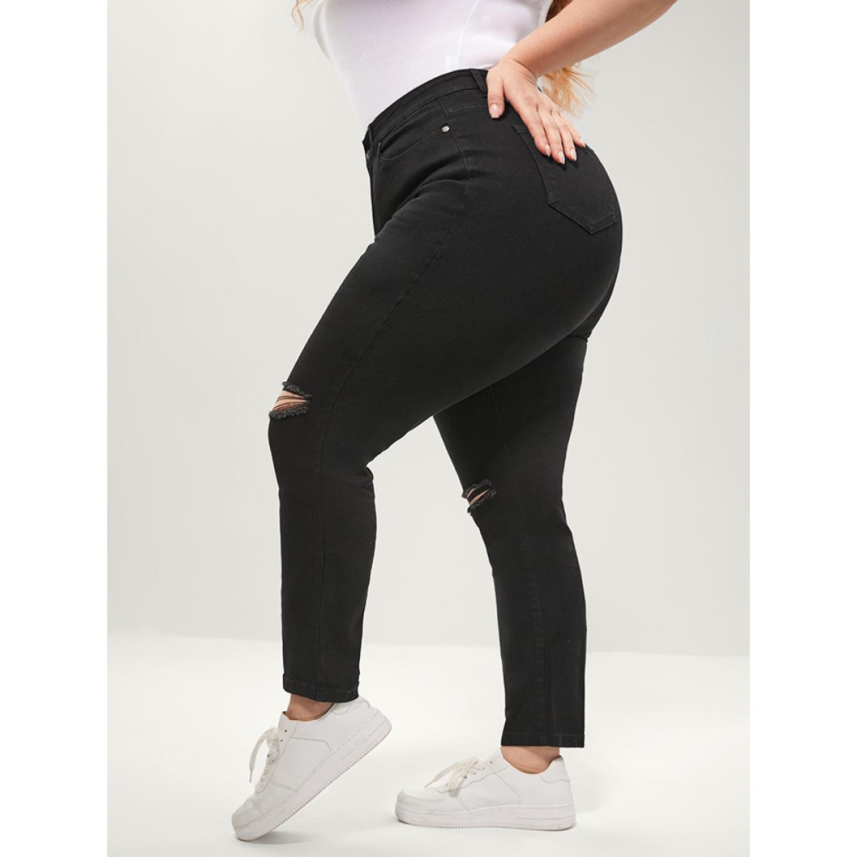 Plus Size Straight Moderately Stretchy Mid Rise Black Wash Distressed Jeans Women Black Casual Plain Distressed Medium stretch Pocket Jeans BloomChic 26/4X Product Image