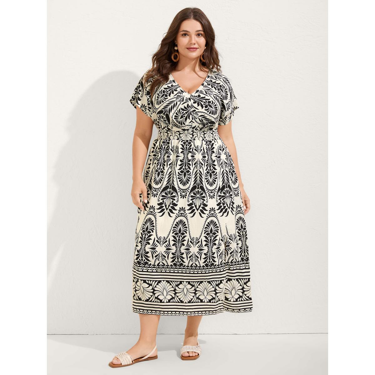 Plus Size Floral Print Shirred Waist Midi Dress Black Women Shirred V-neck Short sleeve Curvy BloomChic 18-20/2X Product Image