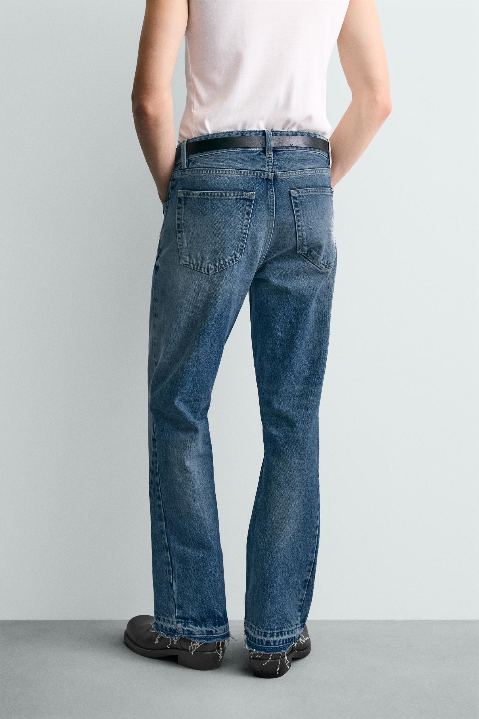 FLARE FIT JEANS Product Image