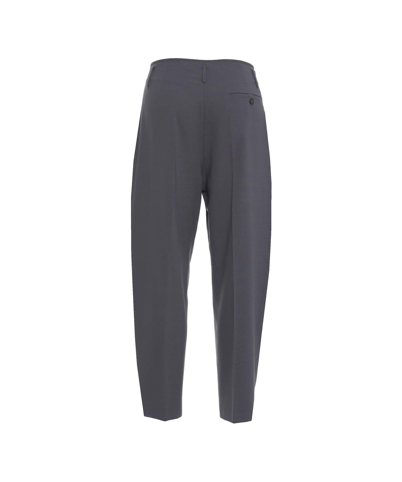 Pleated pants Product Image