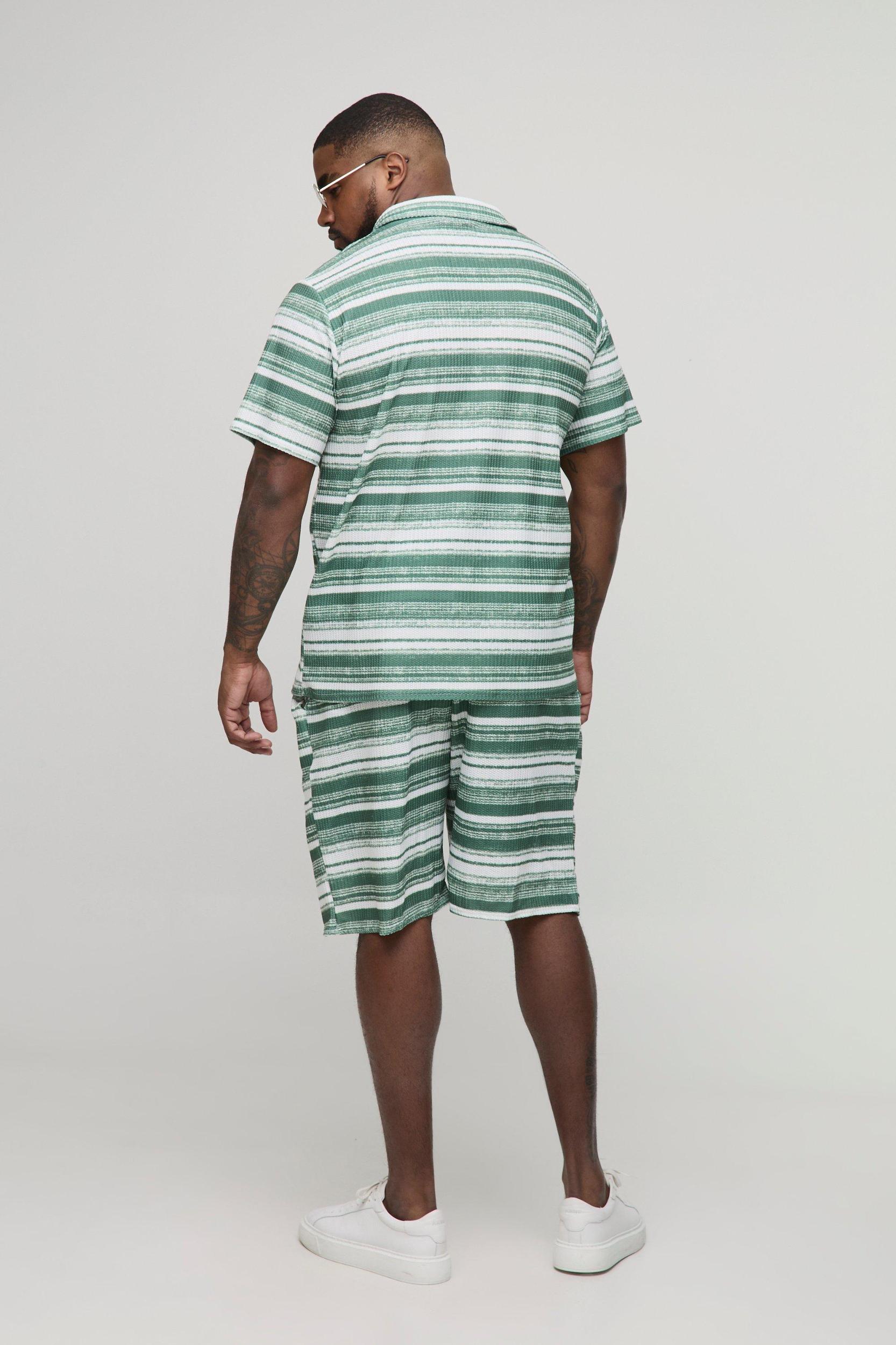Plus Slim Revere Abstract Textured Polo Short Set | boohooMAN USA Product Image