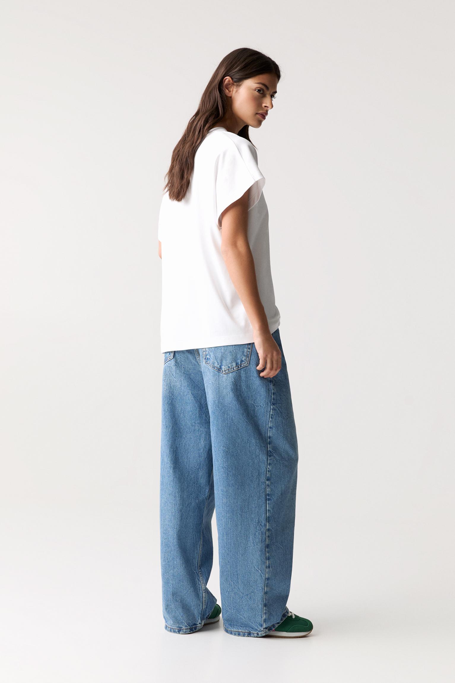 Basic oversized T-shirt Product Image