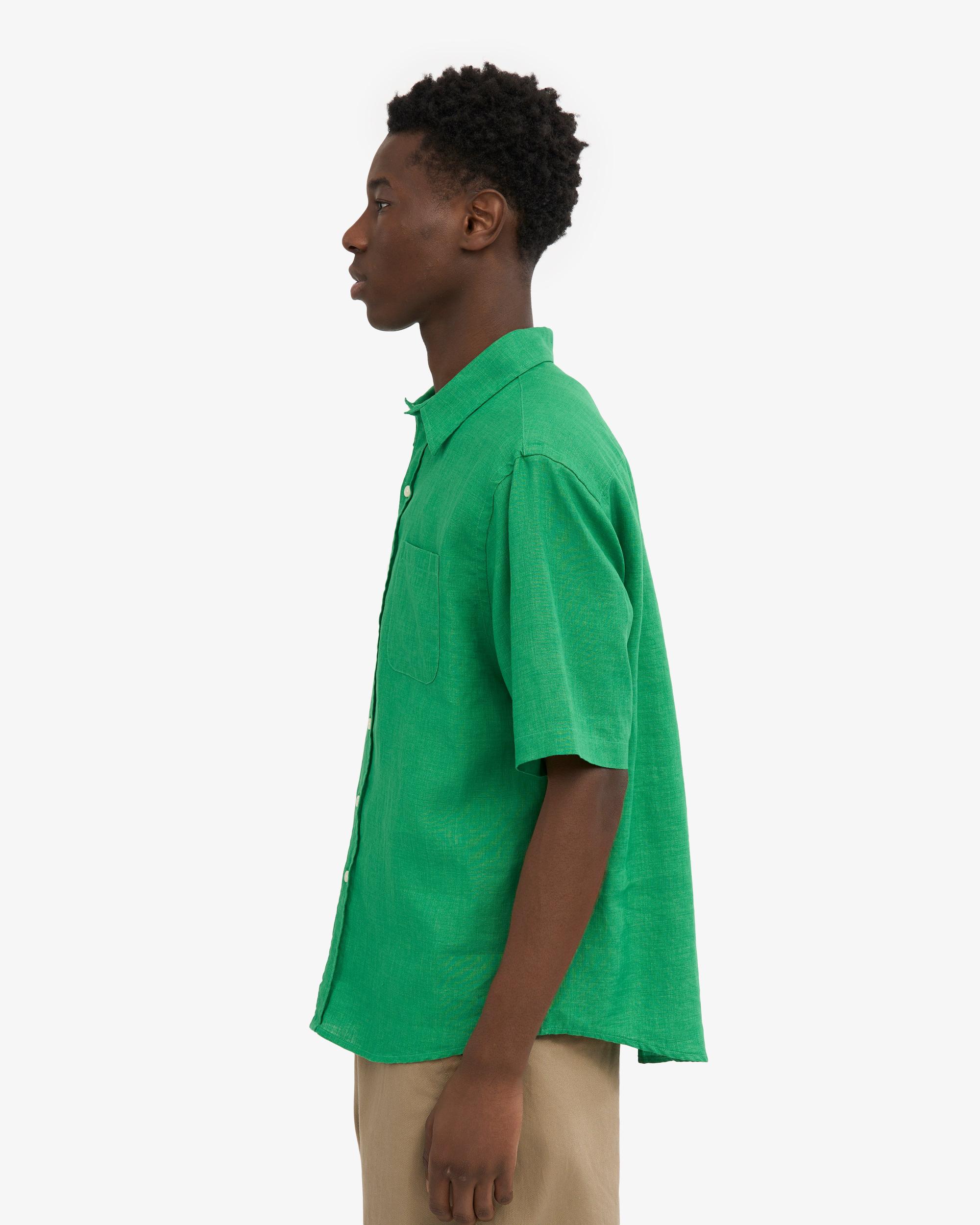 Linen SS Shirt - Kelly Green Product Image