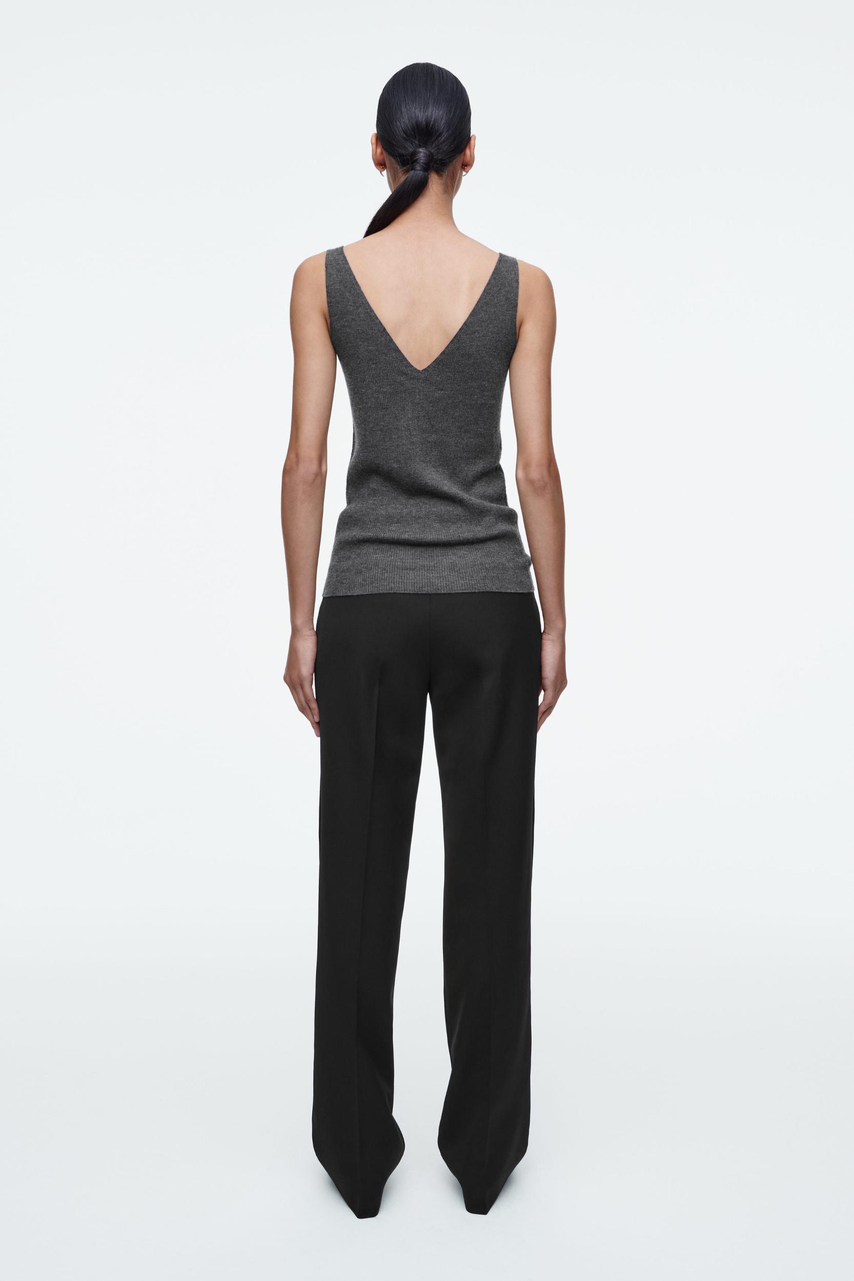 SLIM RIBBED CASHMERE TANK TOP Product Image