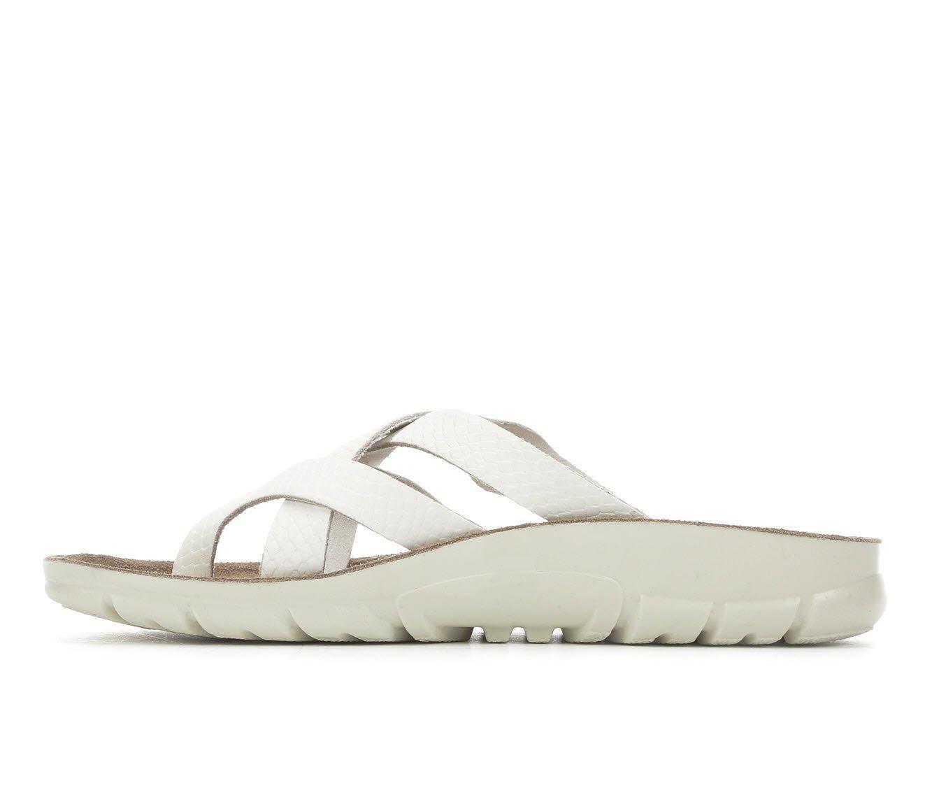 Women's Cliffs by White Mountain Banksy Flip Flops Product Image
